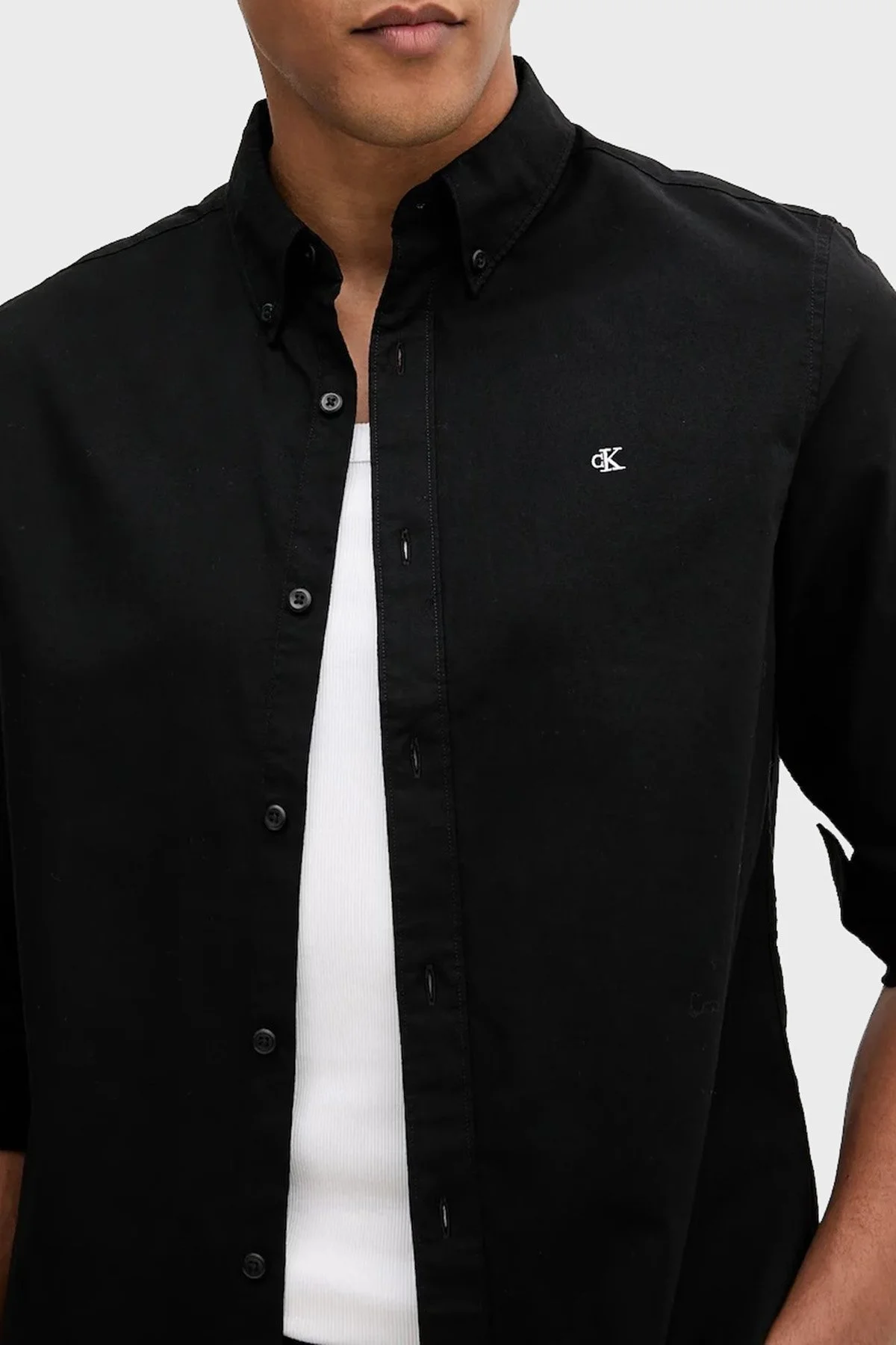 Calvin Klein Pamuklu Regular Fit Düğmeli Yaka Uzun Kollu LV140EM125UB1 Erkek Gömlek LV140EM125 UB1 SİYAH - 4