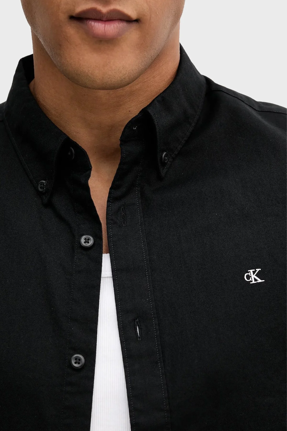 Calvin Klein Pamuklu Regular Fit Düğmeli Yaka Uzun Kollu LV140EM125UB1 Erkek Gömlek LV140EM125 UB1 Siyah - 5