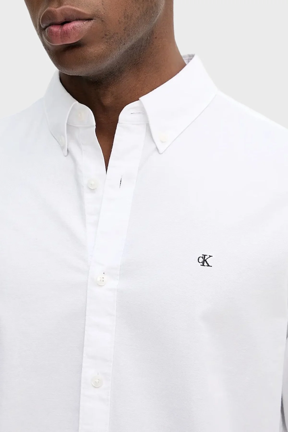 Calvin Klein Pamuklu Regular Fit Düğmeli Yaka Uzun Kollu LV140EM125YAA Erkek Gömlek LV140EM125 YAA BEYAZ - 4