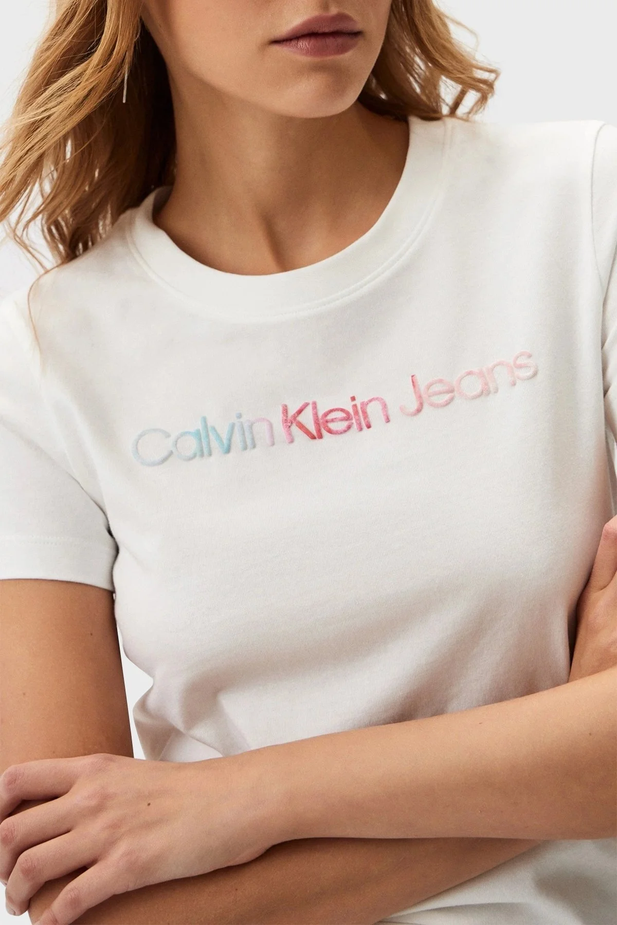 Calvin Klein Pamuklu Regular Fit J20J223266YAF Bayan T Shirt J20J223266 YAF BEYAZ - 4