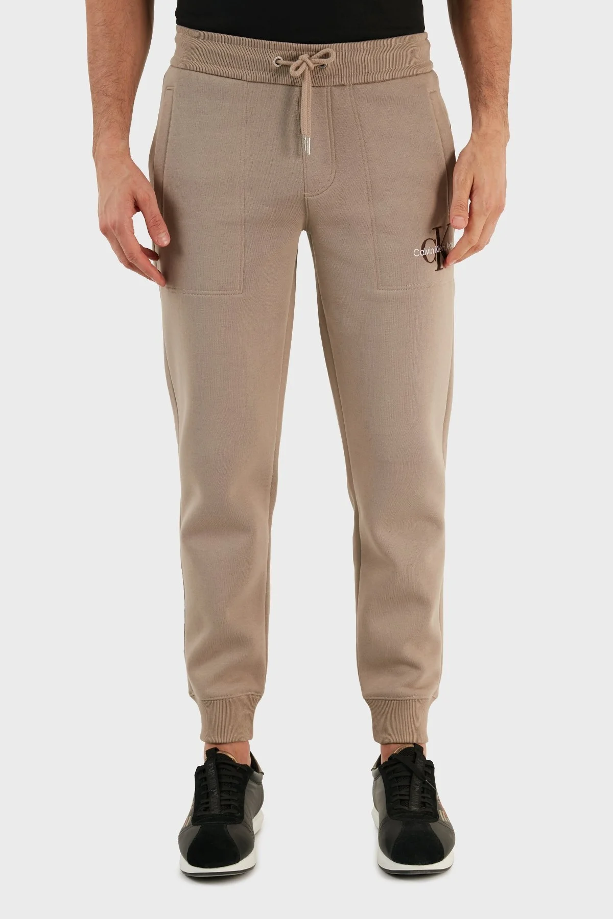 Calvin Klein Pamuklu Regular Fit Jogger Spor Erkek Pantolon J30J320899 A03 BEJ - 2