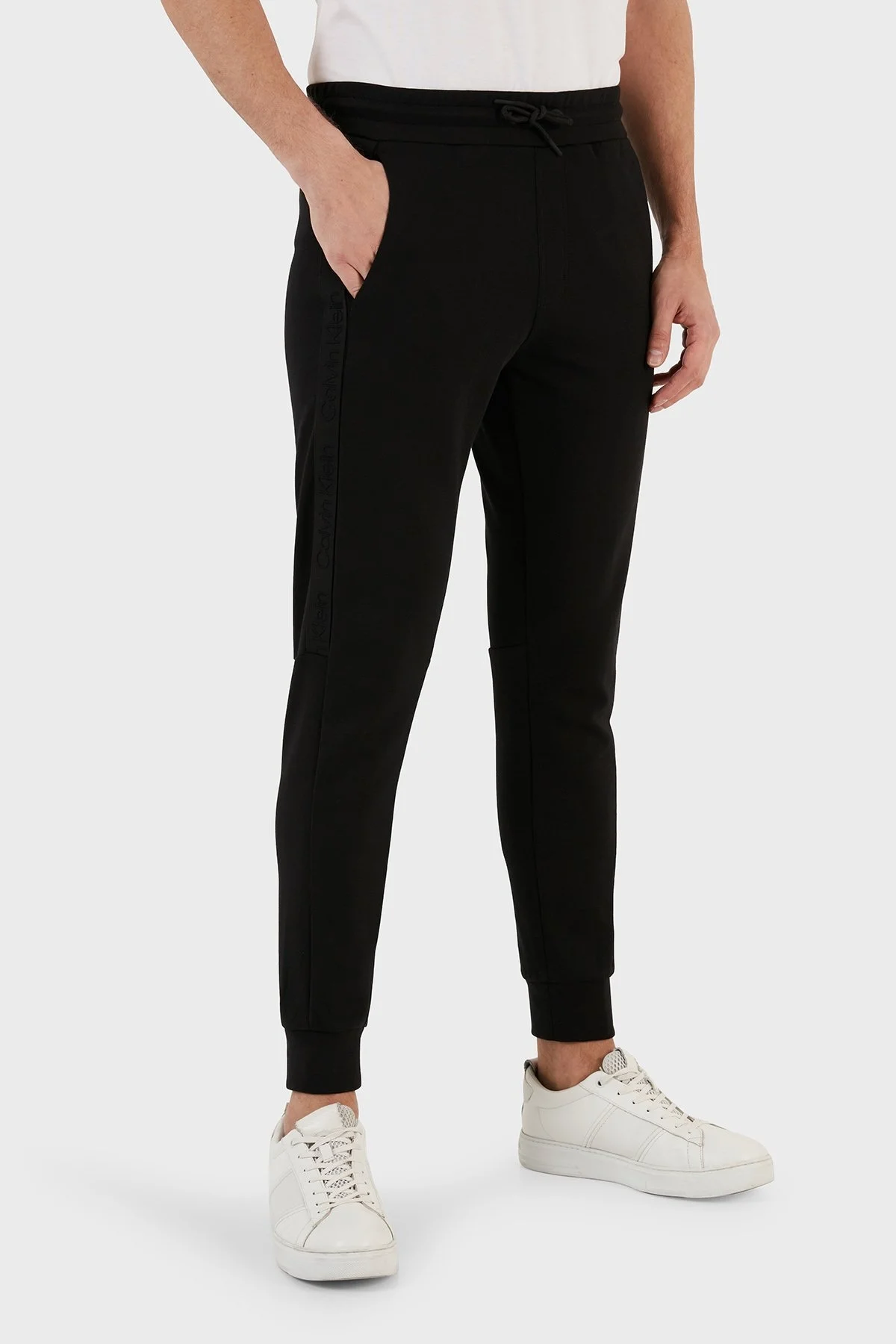 Calvin Klein Pamuklu Regular Fit Jogger Spor K10K112433BEH Erkek Pantolon K10K112433 BEH SİYAH - 3