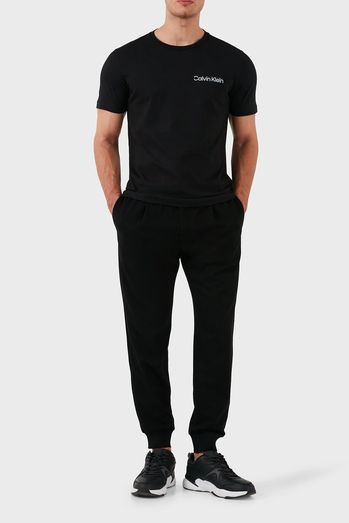 Calvin Klein Pamuklu Regular Fit K10K113111BEH Erkek T Shirt K10K113111 BEH SİYAH - 2