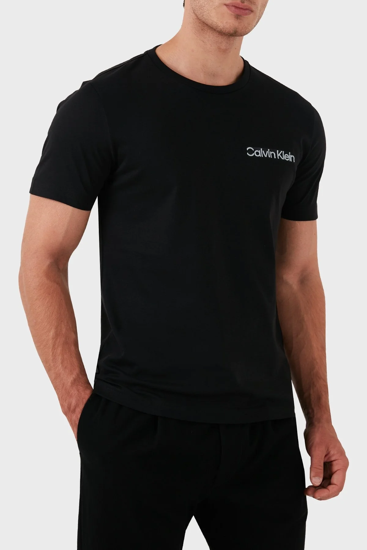 Calvin Klein Pamuklu Regular Fit K10K113111BEH Erkek T Shirt K10K113111 BEH SİYAH - 4