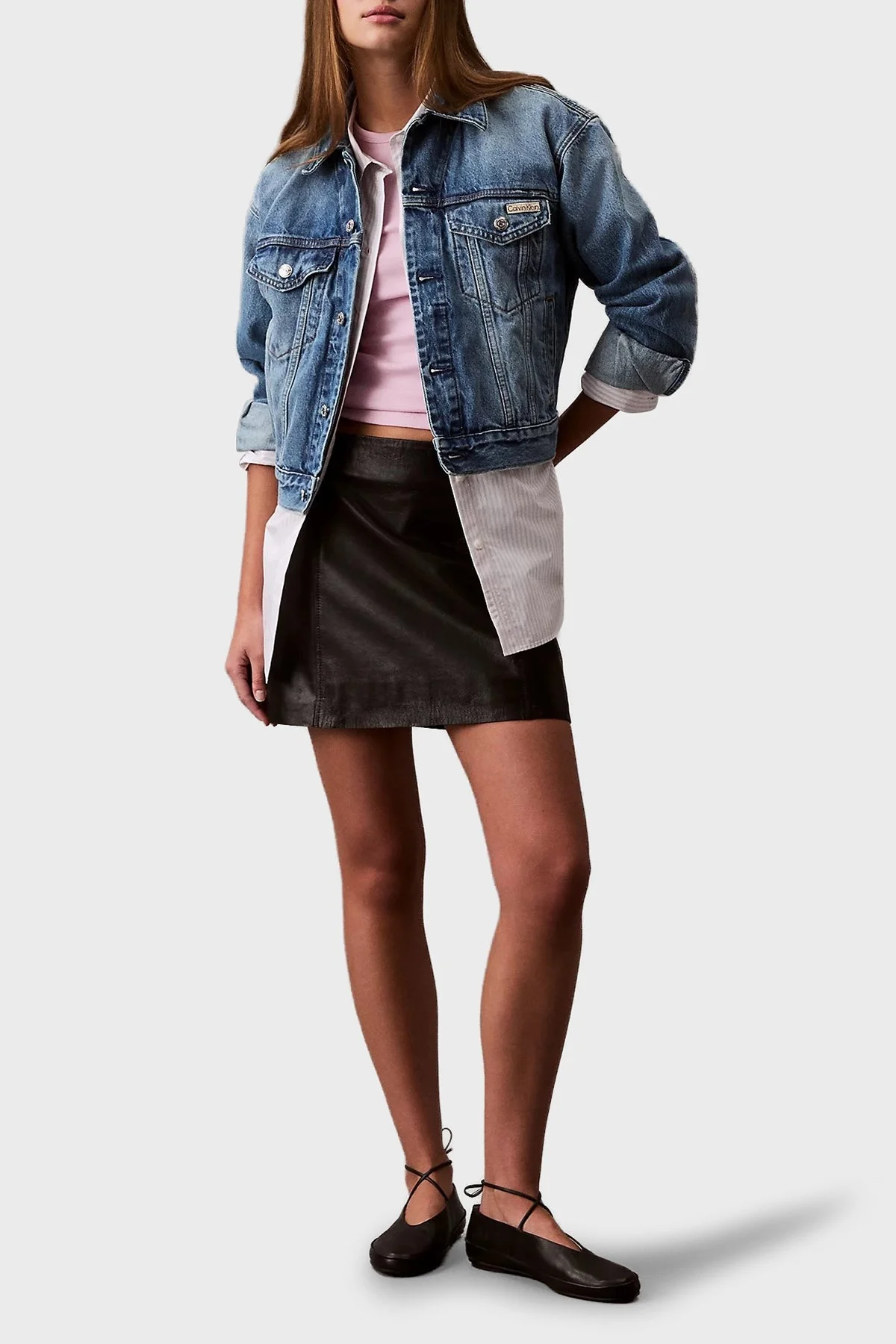 Calvin Klein Pamuklu Regular Fit Kısa LV047B075GUQY Bayan Kot Ceket LV047B075G UQY MAVİ - 2