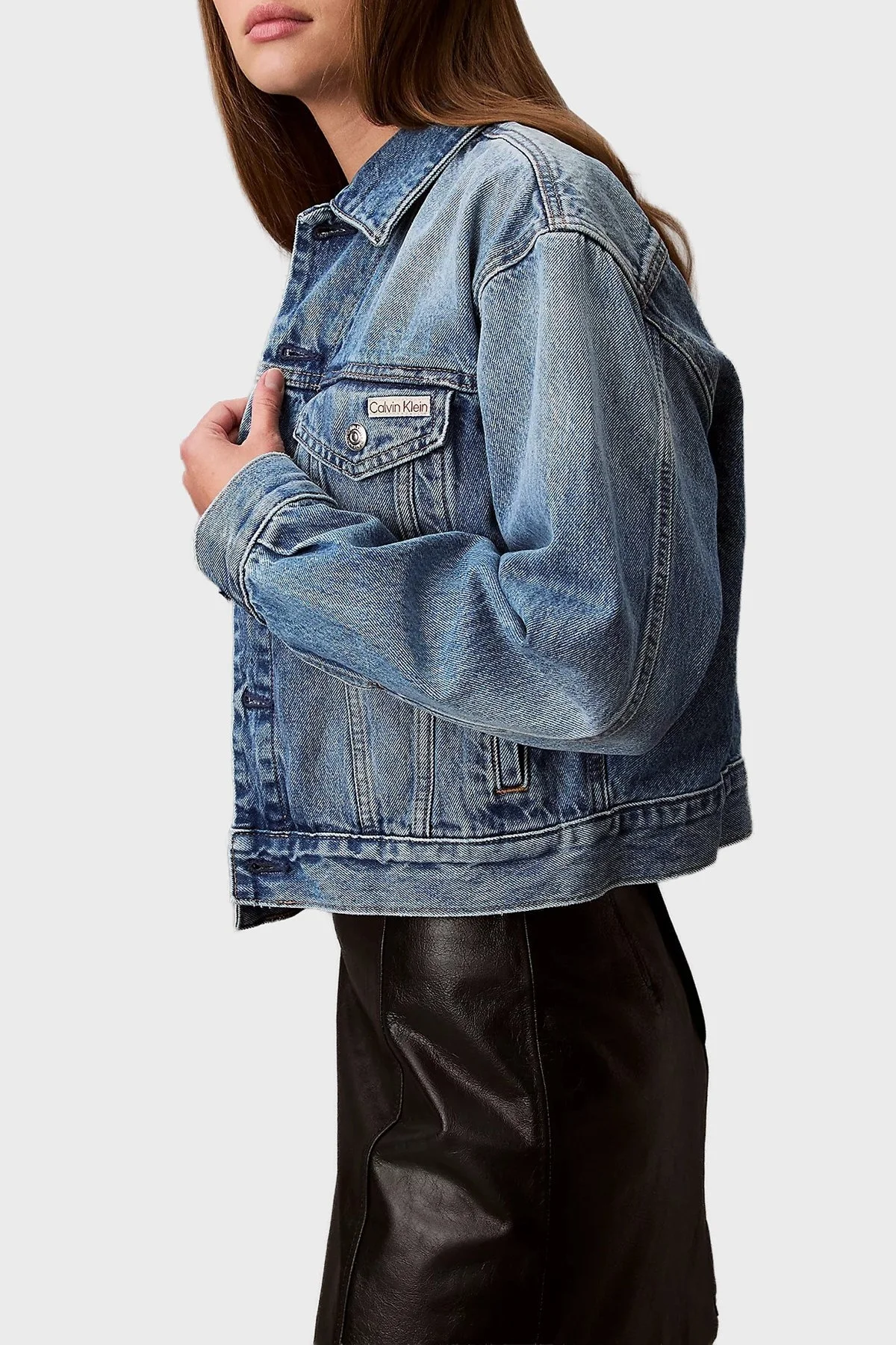 Calvin Klein Pamuklu Regular Fit Kısa LV047B075GUQY Bayan Kot Ceket LV047B075G UQY MAVİ - 3