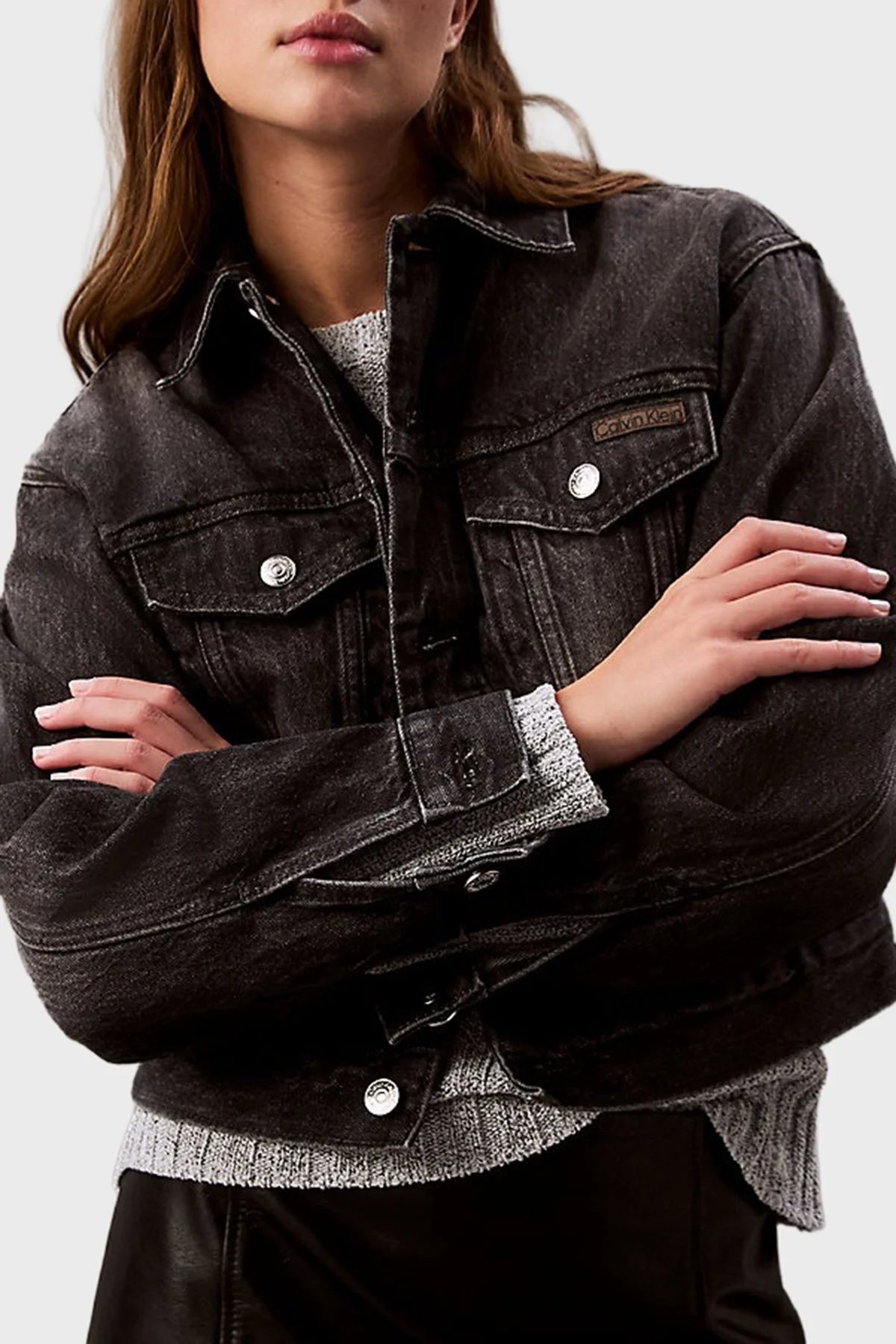 Calvin Klein Pamuklu Regular Fit Kısa LV047B741GRDD Bayan Kot Ceket LV047B741G RDD SİYAH - 4