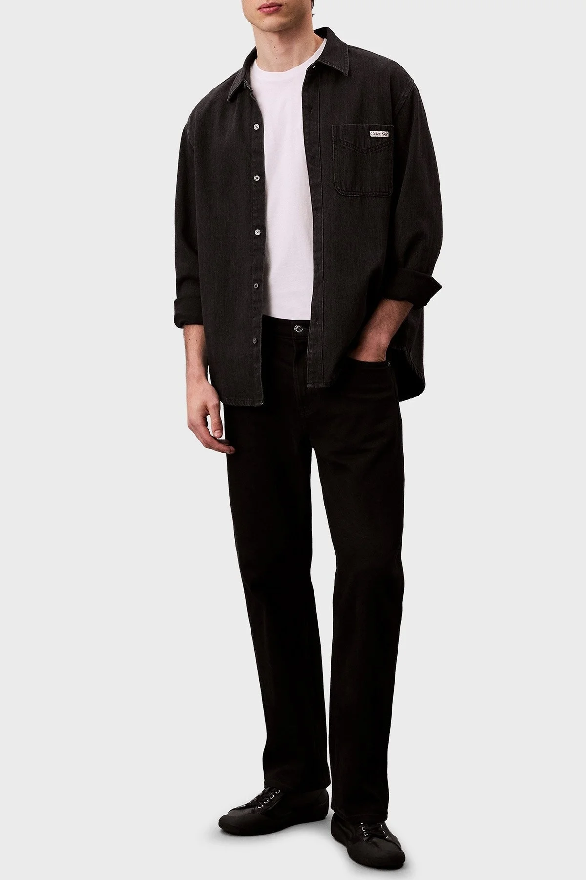 Calvin Klein Pamuklu Regular Fit Klasik Yaka Tek Cepli LV04RD765G57L Erkek Kot Gömlek LV04RD765G 57L SİYAH - 2