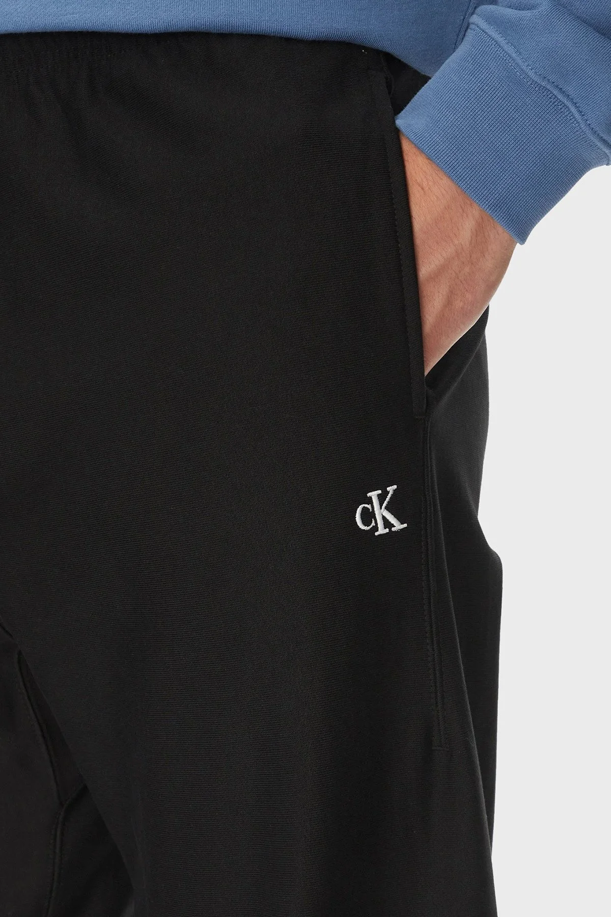 Calvin Klein Pamuklu Regular Fit Lastikli Bel Ribanalı Paça Jogger LV04RC279GUB1 Erkek Pantolon LV04RC279G UB1 SİYAH - 4