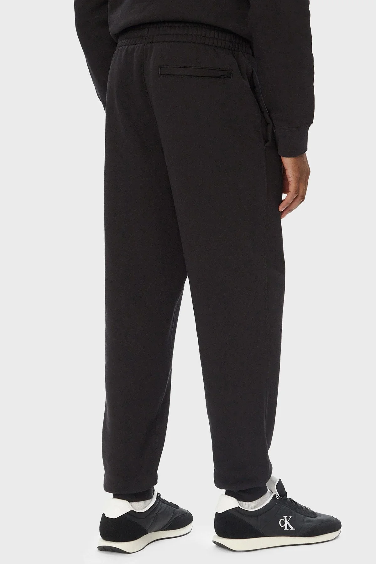 Calvin Klein Pamuklu Regular Fit Lastikli Paça LV04RH240GUB1 Erkek Pantolon LV04RH240G UB1 Siyah - 3