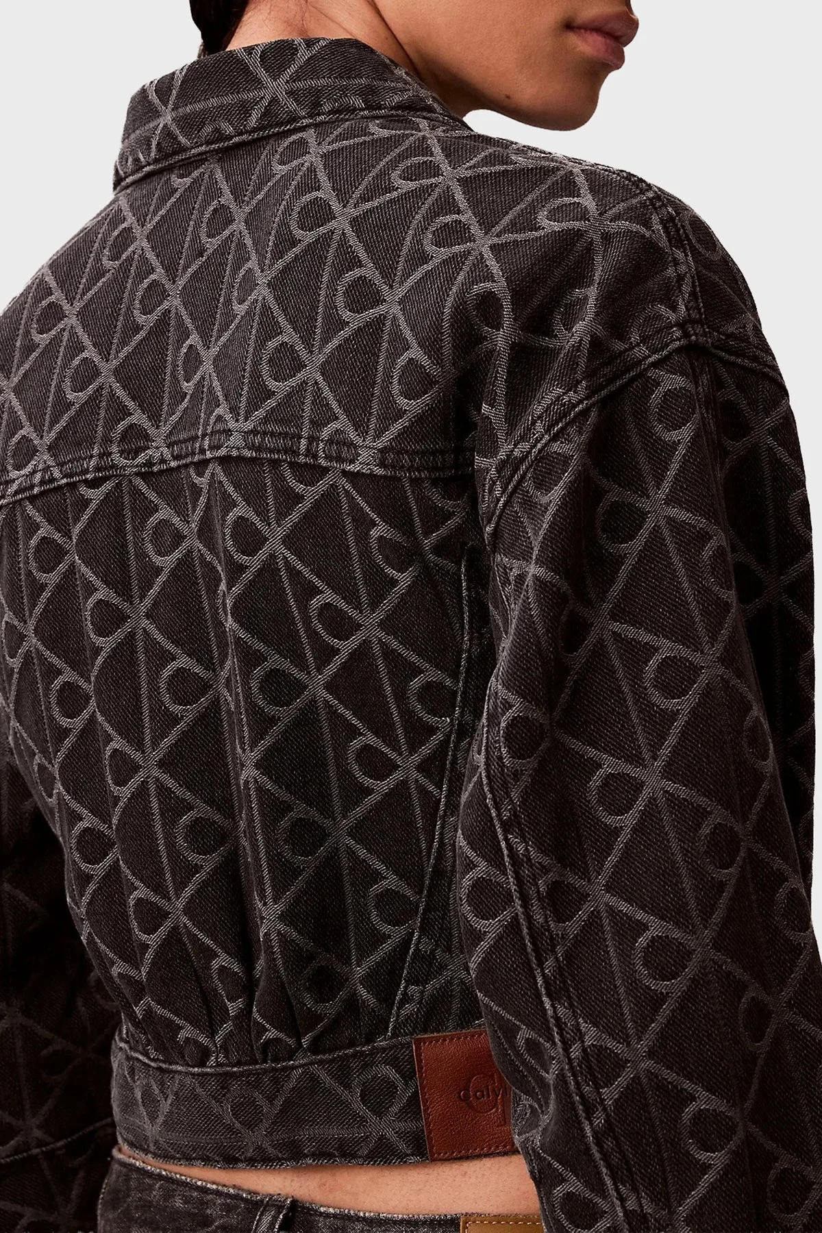 Calvin Klein Pamuklu Regular Fit Logo Detaylı Denim LV047E621GYCL Bayan Kot Ceket LV047E621G YCL SİYAH - 6