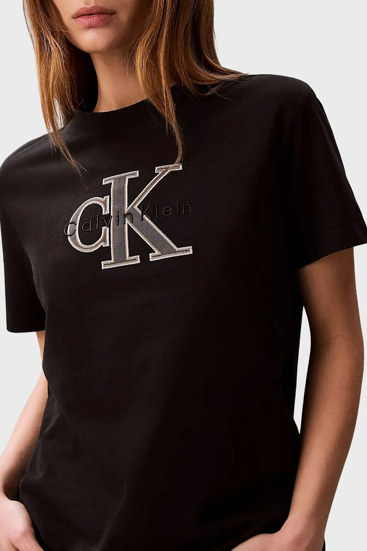 Calvin Klein Pamuklu Regular Fit Logolu Bisiklet Yaka LV047F829GUB1 Bayan T Shirt LV047F829G UB1 SİYAH - 4