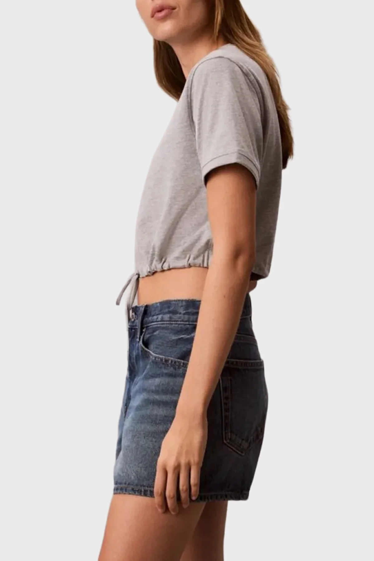 Calvin Klein Pamuklu Regular Fit Logolu Bisiklet Yaka LV047G288GP79 Kadın T Shirt LV047G288G P79 GRİ - 4