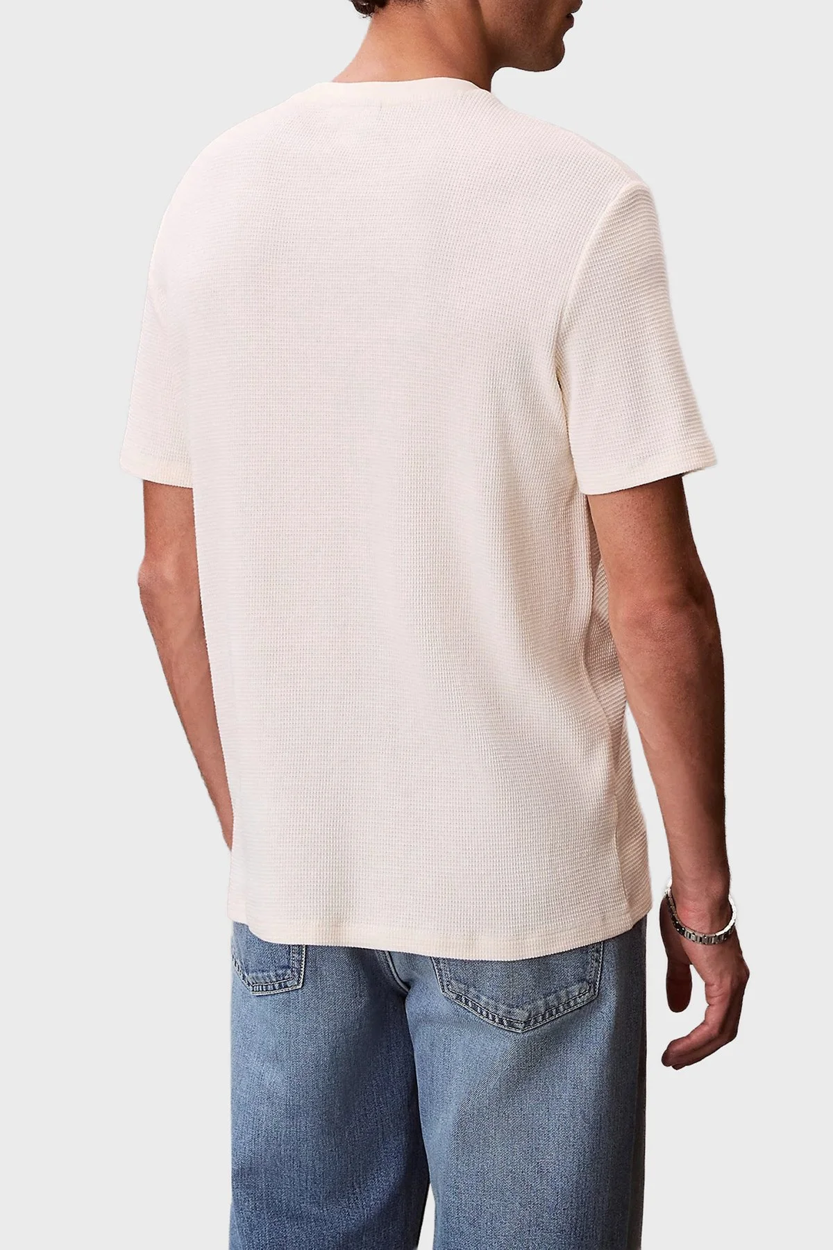 Calvin Klein Pamuklu Regular Fit Logolu Bisiklet Yaka LV04RD008GF7J Erkek T Shirt LV04RD008G F7J KREM - 3