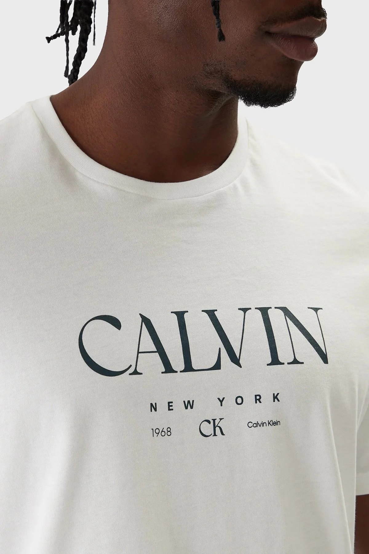 Calvin Klein Pamuklu Regular Fit Logolu Bisiklet Yaka LV04RE807GYAA Erkek T Shirt LV04RE807G YAA BEYAZ - 3
