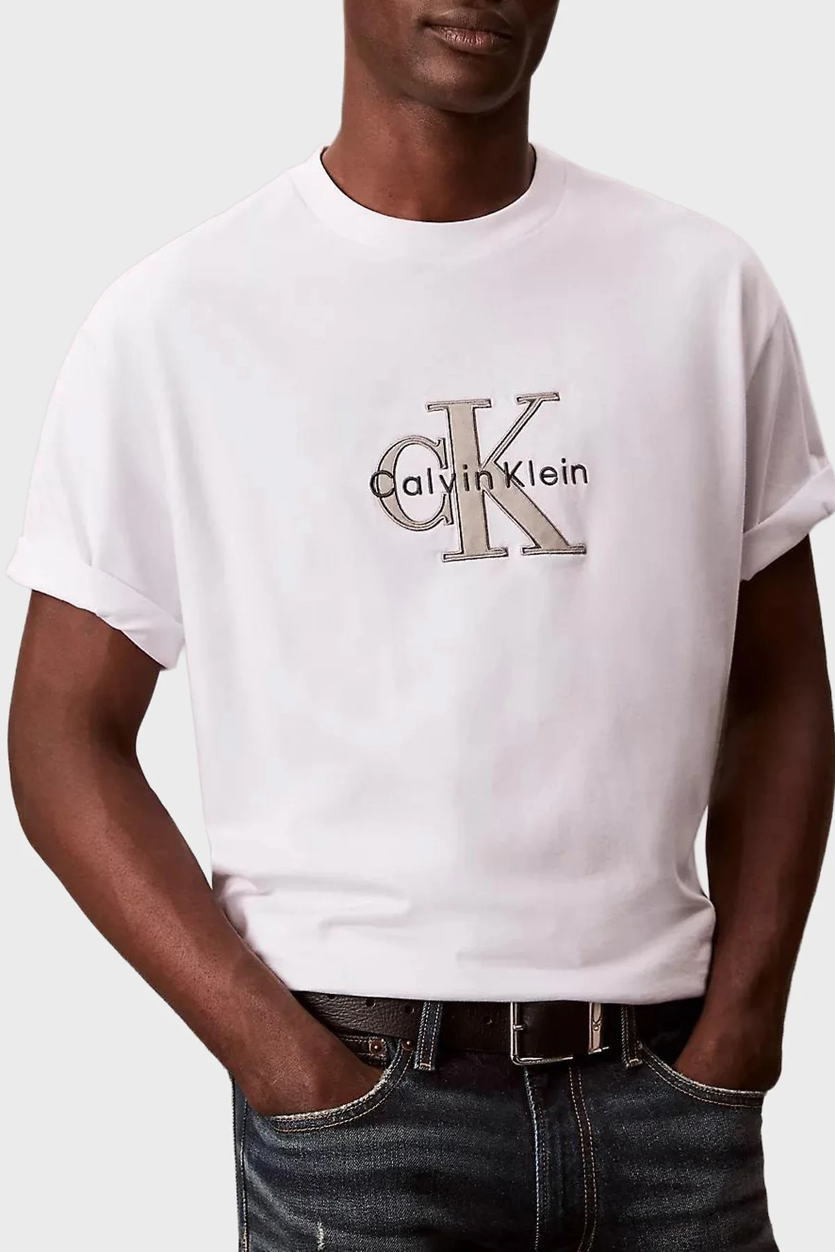 Calvin Klein Pamuklu Regular Fit Logolu Bisiklet Yaka LV04RE815GYAF Erkek T Shirt LV04RE815G YAF BEYAZ - 4