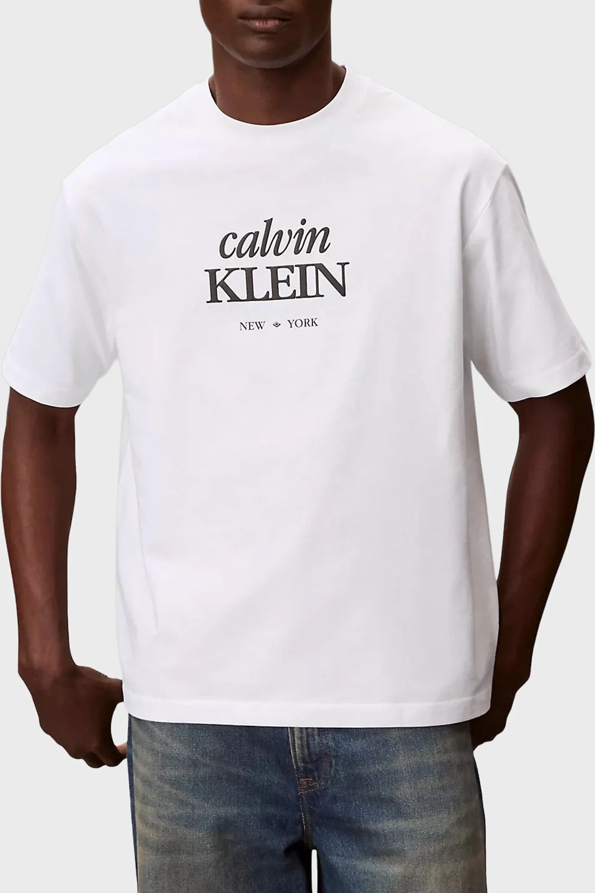 Calvin Klein Pamuklu Regular Fit Logolu Bisiklet Yaka LV04RF818GYAF Erkek T Shirt LV04RF818G YAF BEYAZ - 1