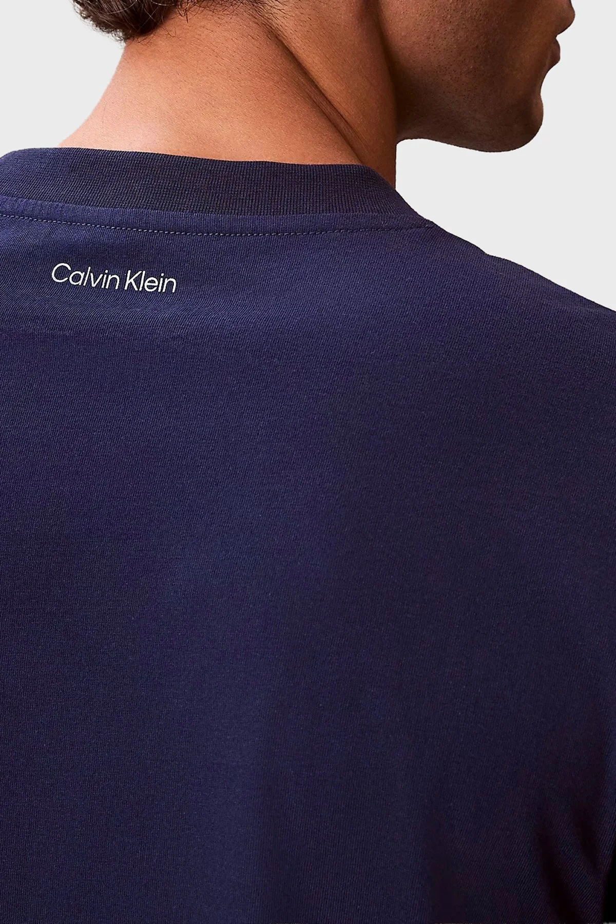 Calvin Klein Pamuklu Regular Fit Logolu Bisiklet Yaka LV04RF822G9EI Erkek T Shirt LV04RF822G 9EI MOR - 5