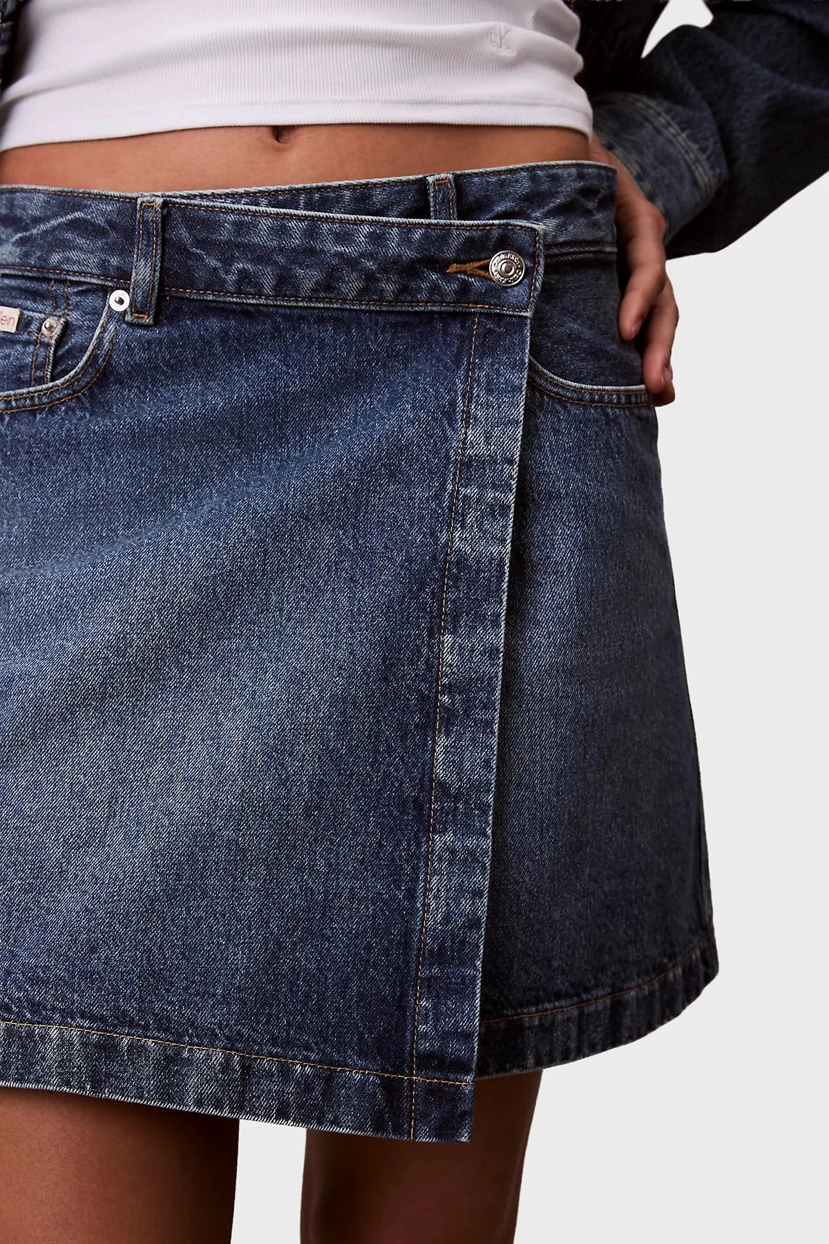 Calvin Klein Pamuklu Regular Fit Mini Boy Kot LV047D776G0MH Bayan Etek LV047D776G 0MH LACİVERT - 4