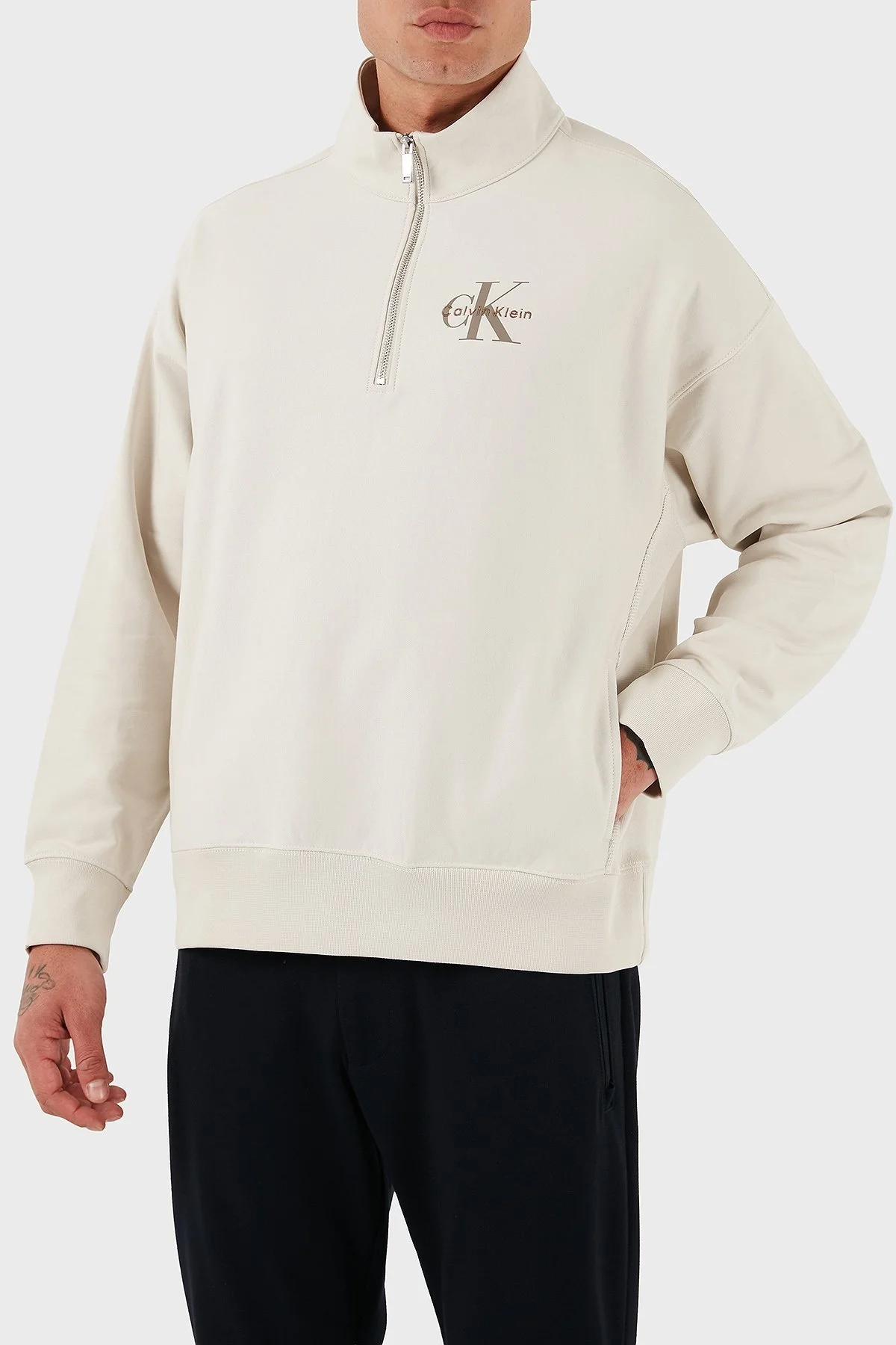 Calvin Klein Pamuklu Regular Fit Yarım Fermuarlı Dik Yaka LV04RD236G67U Erkek Sweat LV04RD236G 67U BEYAZ - 4