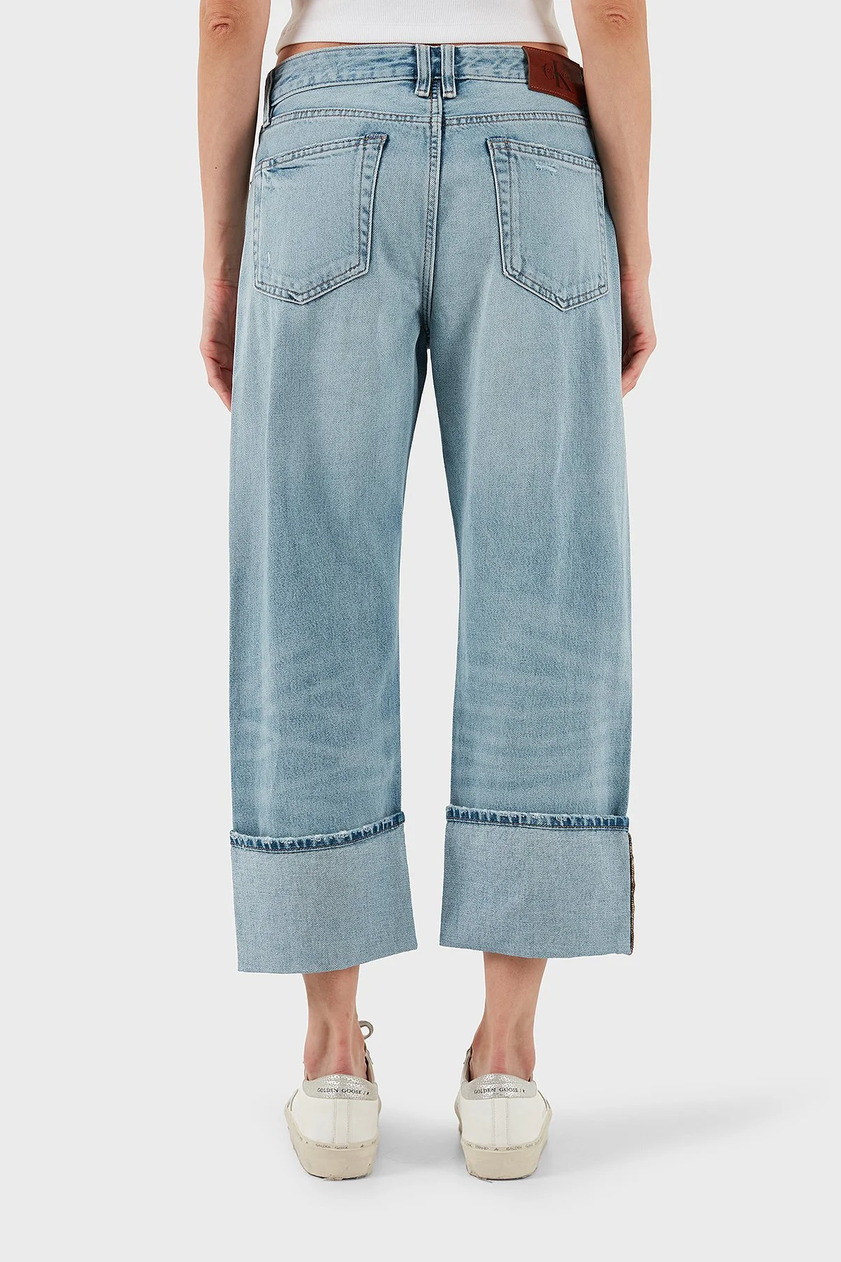 Calvin Klein Pamuklu Regular Fit Yüksek Bel Geniş Paça Jeans LV047C734GX26 Bayan Kot Pantolon LV047C734G X26 AÇIK MAVİ - 3