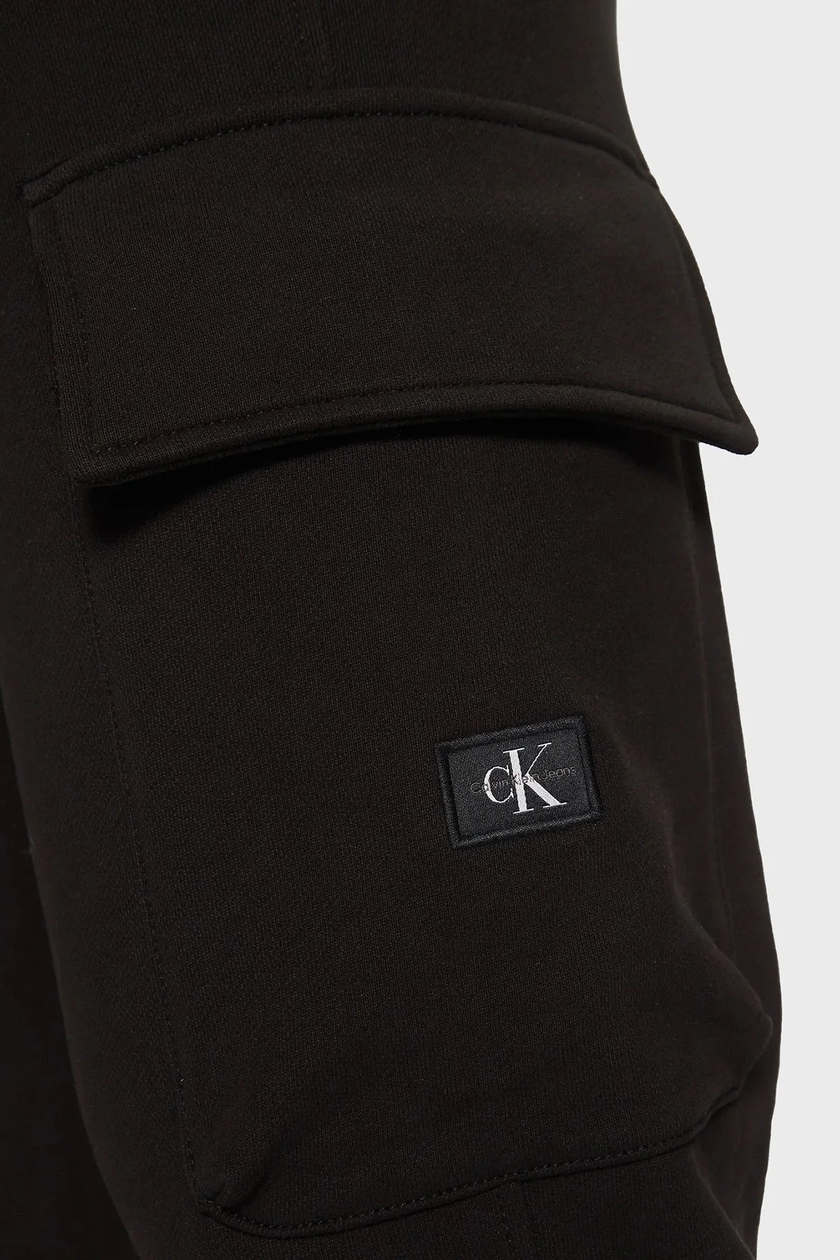 Calvin Klein Pamuklu Regular Fit Yüksek Bel Ribanalı Paça Jogger J30J326762BEH Erkek Pantolon J30J326762 BEH SİYAH - 10