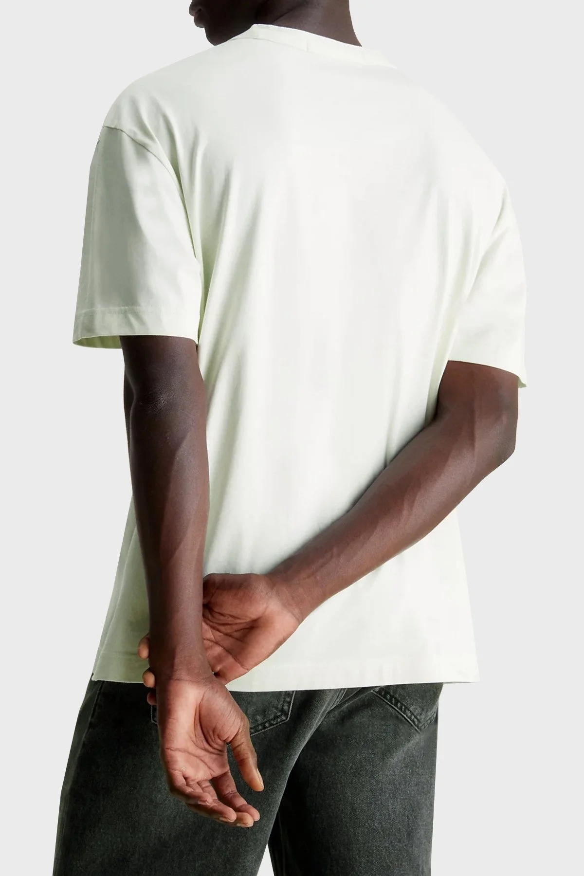 Calvin Klein Pamuklu Relaxed Fit Bisiklet Yaka J30J325200CGA Erkek T Shirt J30J325200 CGA TAŞ - 2