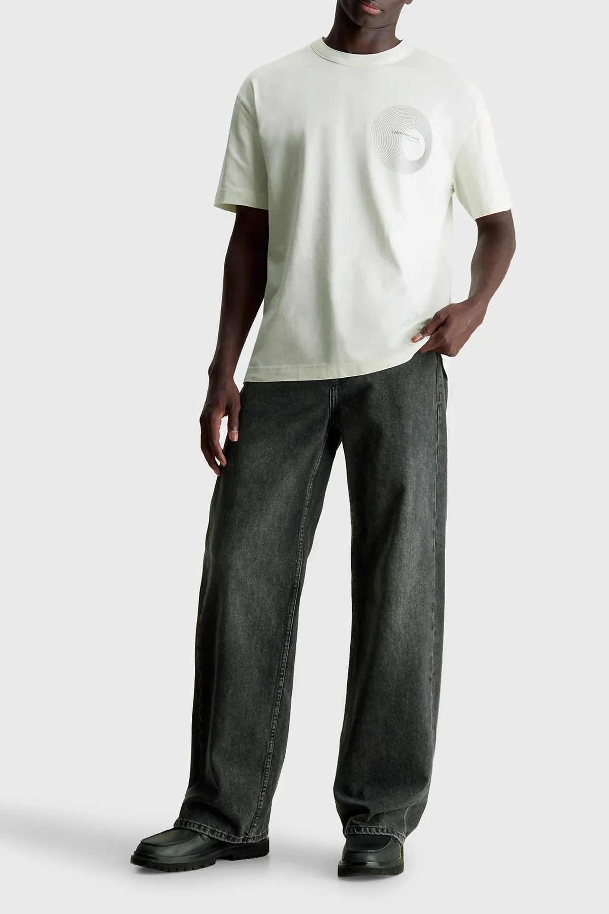 Calvin Klein Pamuklu Relaxed Fit Bisiklet Yaka J30J325200CGA Erkek T Shirt J30J325200 CGA TAŞ - 4