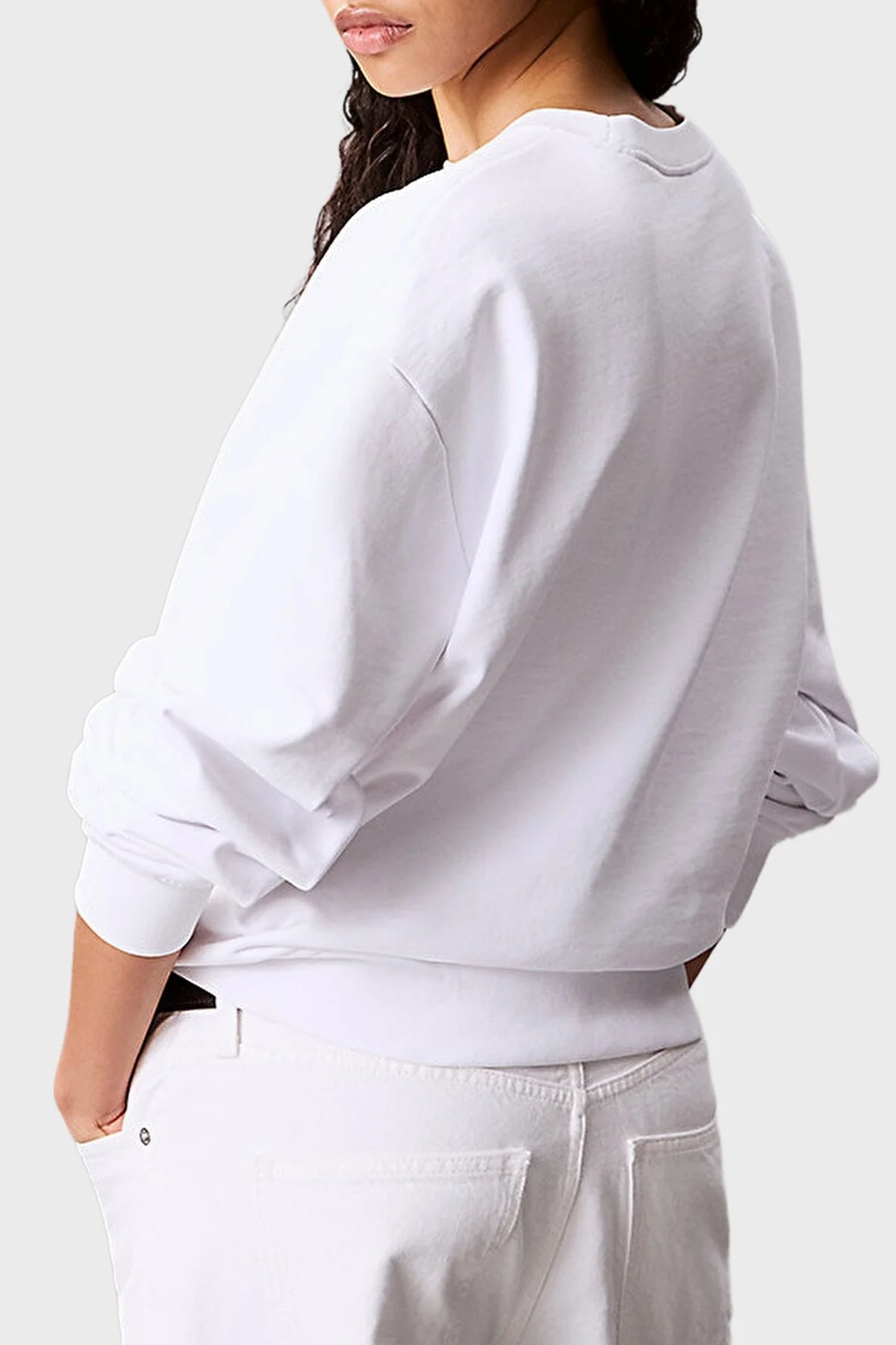 Calvin Klein Pamuklu Relaxed Fit Bisiklet Yaka Kısa LV047B234GYAA Bayan Sweat LV047B234G YAA BEYAZ - 3