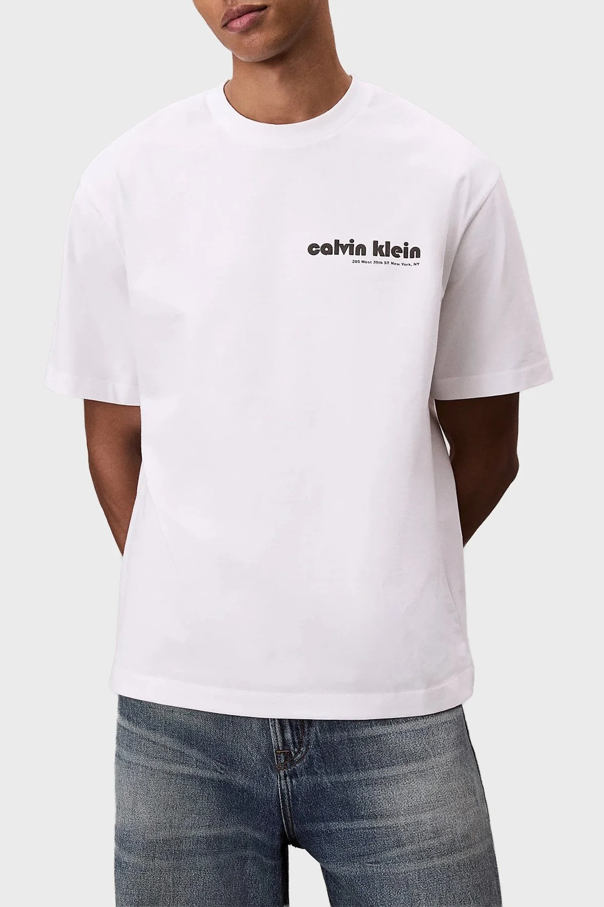 Calvin Klein Pamuklu Relaxed Fit Bisiklet Yaka Logolu LV04RC829GYAA Erkek T Shirt LV04RC829G YAA BEYAZ - 4