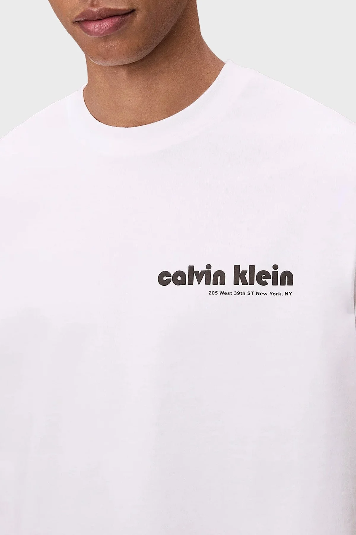 Calvin Klein Pamuklu Relaxed Fit Bisiklet Yaka Logolu LV04RC829GYAA Erkek T Shirt LV04RC829G YAA BEYAZ - 6