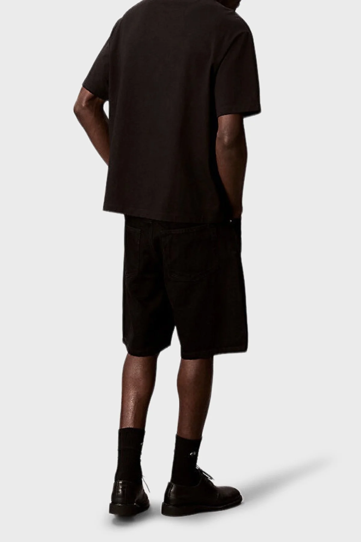 Calvin Klein Pamuklu Relaxed Fit Bisiklet Yaka Logolu LV04RC851GUB1 Erkek T Shirt LV04RC851G UB1 SİYAH - 3