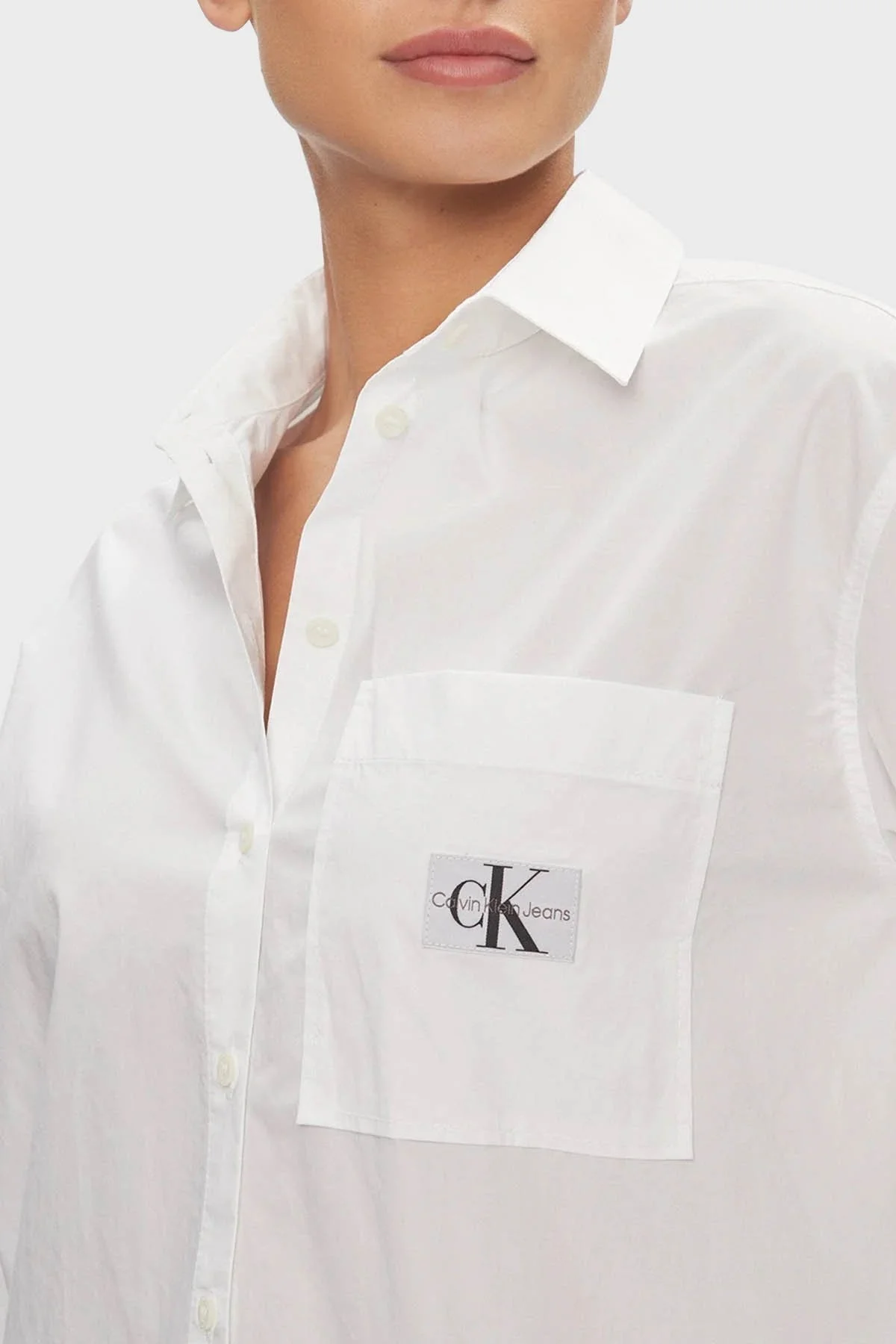 Calvin Klein Pamuklu Relaxed Fit J20J222610YAF Bayan Gömlek J20J222610 YAF BEYAZ - 4