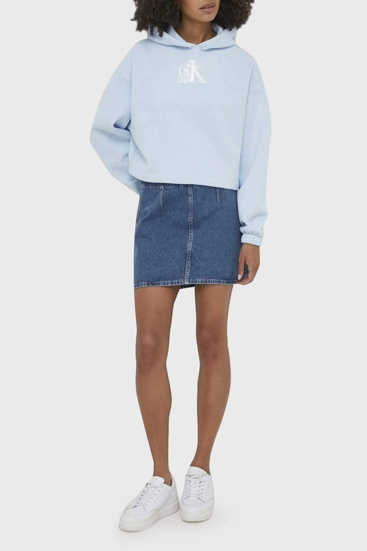 Calvin Klein Pamuklu Relaxed Fit Kapüşonlu Crop J20J222962CYR Bayan Sweat J20J222962 CYR AÇIK MAVİ - 3
