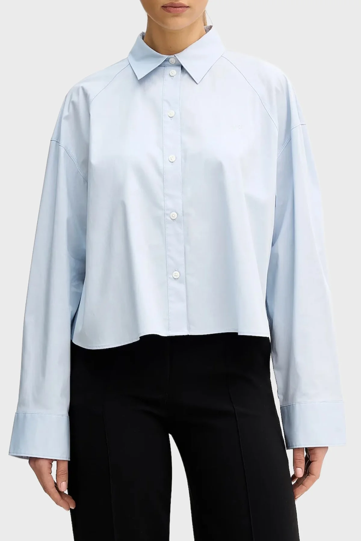 Calvin Klein Pamuklu Relaxed Fit Klasik Yaka Kısa LV047C141G24Q Bayan Gömlek LV047C141G 24Q AÇIK MAVİ - 1