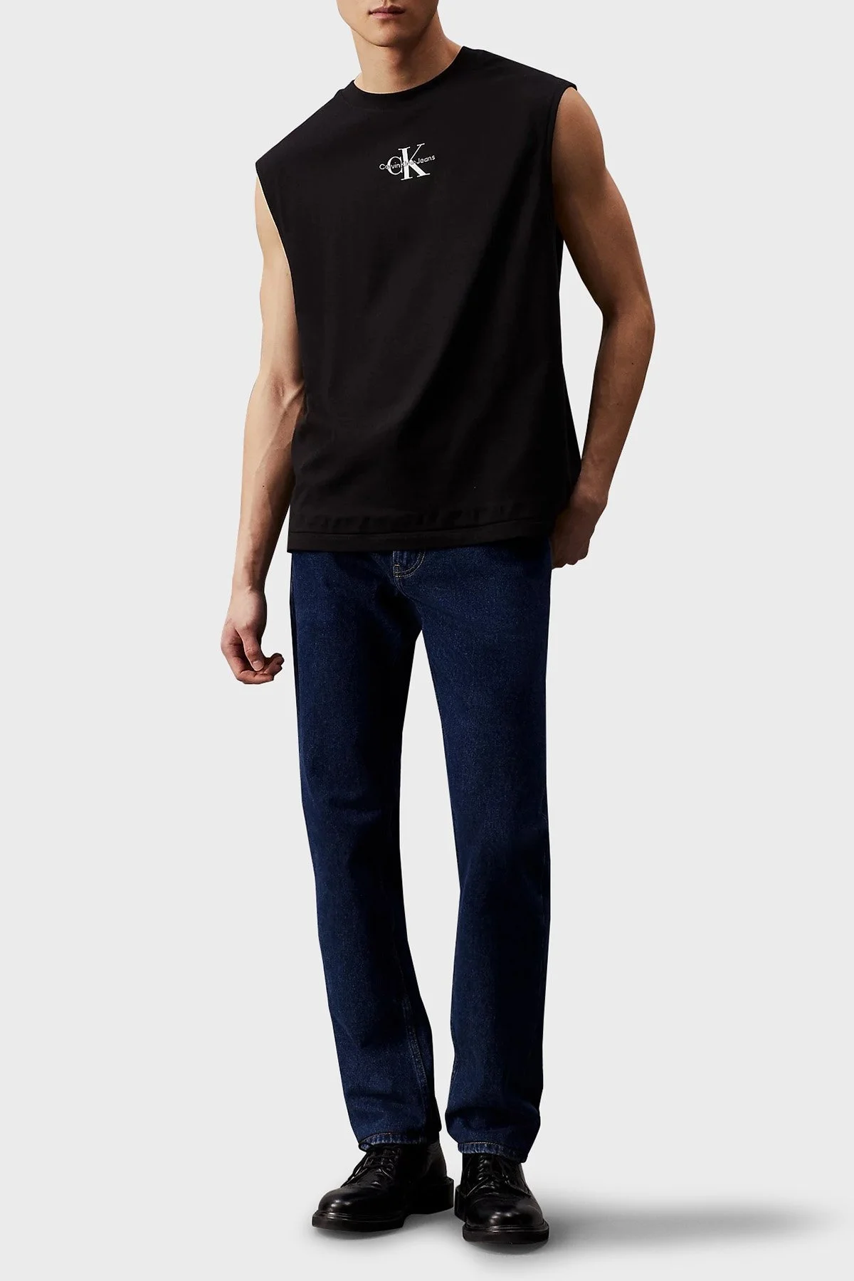 Calvin Klein Pamuklu Relaxed Fit Kolsuz J30J325211BEH Erkek T Shirt J30J325211 BEH SİYAH - 4