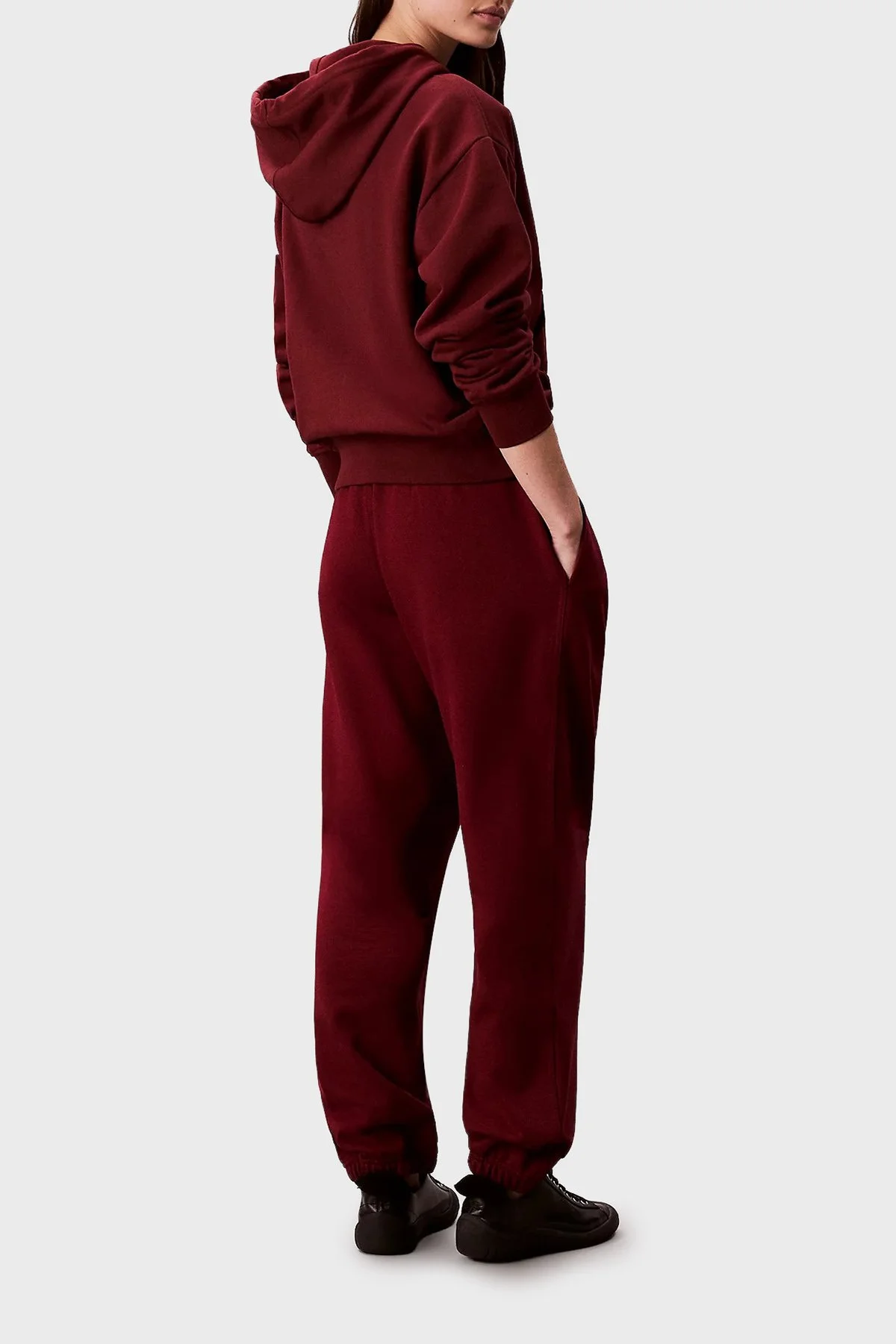 Calvin Klein Pamuklu Relaxed Fit Lastikli Paça Jogger LV047B235GWCV Bayan Pantolon LV047B235G WCV BORDO - 2