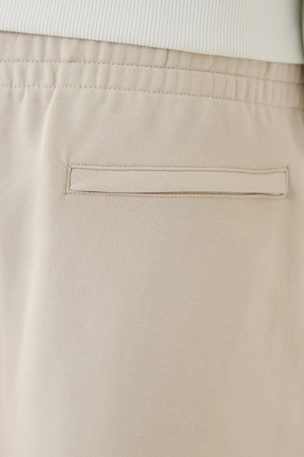 Calvin Klein Pamuklu Relaxed Fit Logolu Normal Bel LV04RF282G2JX Erkek Short LV04RF282G 2JX BEJ - 5