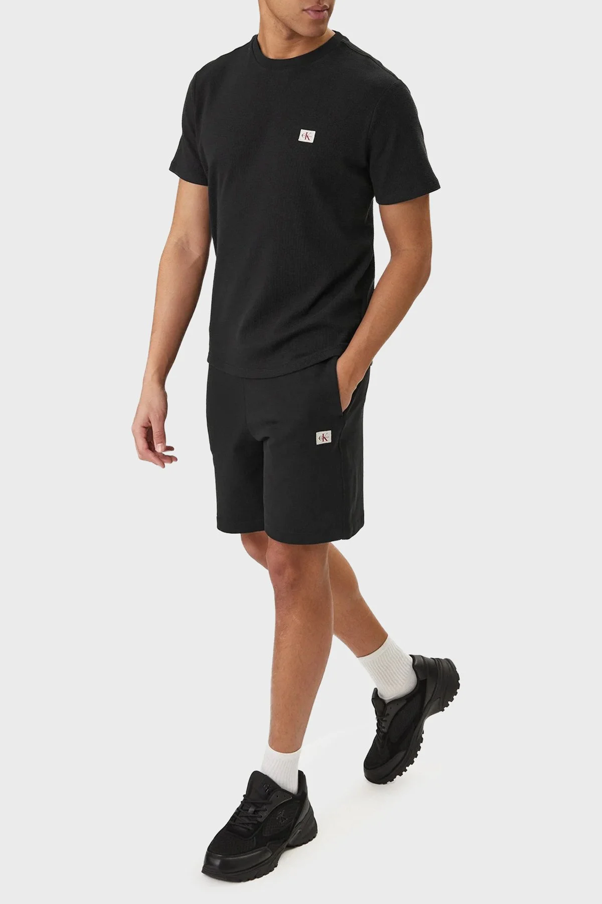 Calvin Klein Pamuklu Relaxed Fit Logolu Normal Bel LV04RF282GUB1 Erkek Short LV04RF282G UB1 SİYAH - 2