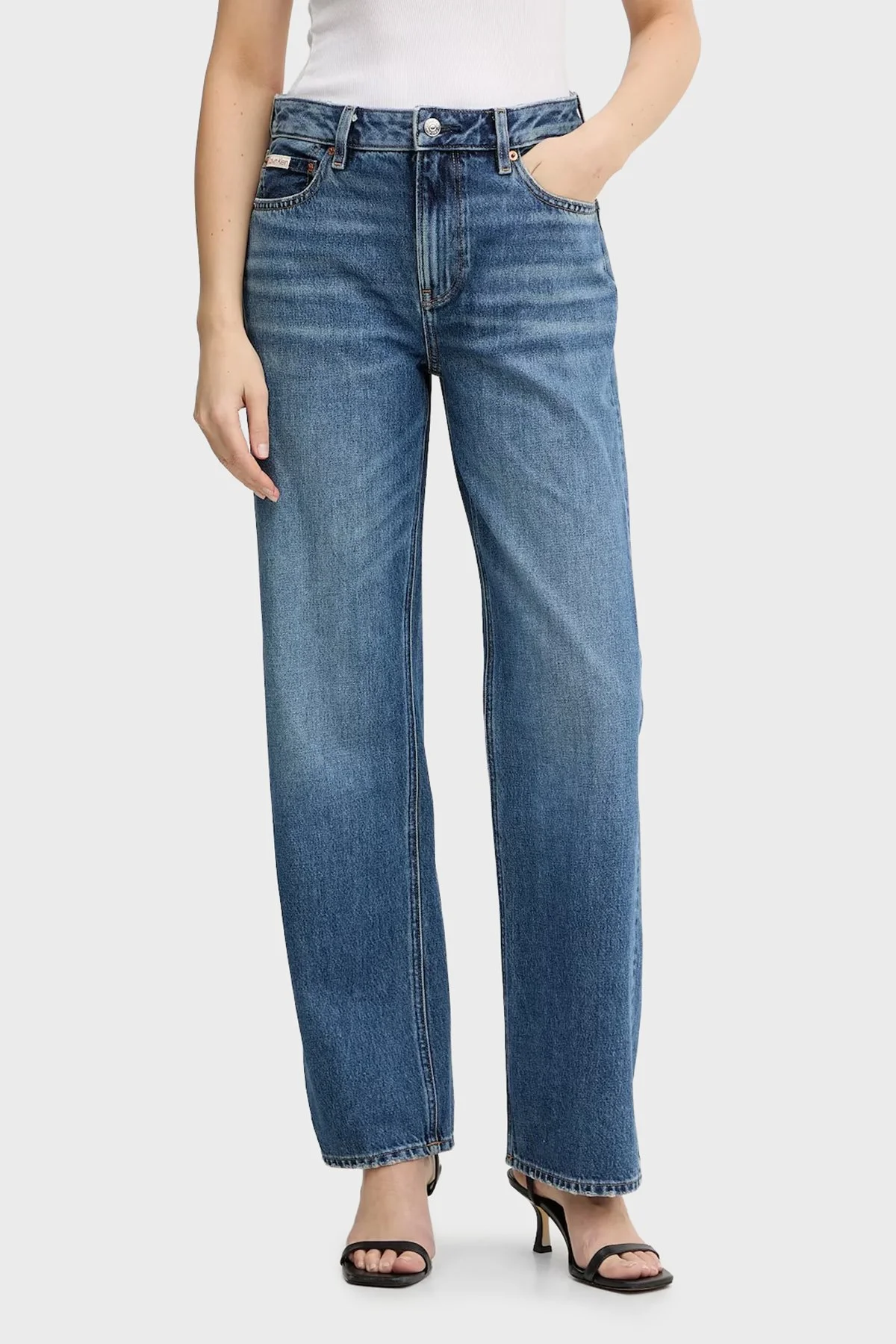 Calvin Klein Pamuklu Relaxed Fit Normal Bel Düz Paça Jeans LV047E704G3NL Bayan Kot Pantolon LV047E704G 3NL LACİVERT - 1