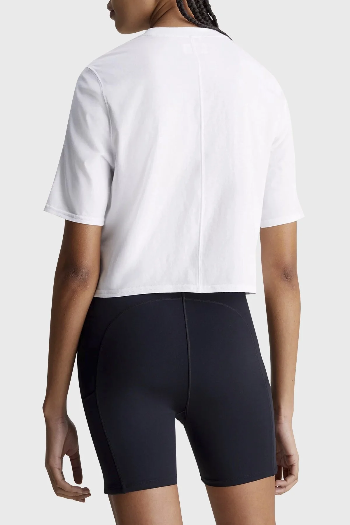Calvin Klein Pamuklu Relaxed Fit Sıfır Yaka Crop 00GWS4K234YAA Bayan T Shirt 00GWS4K234 YAA BEYAZ - 2