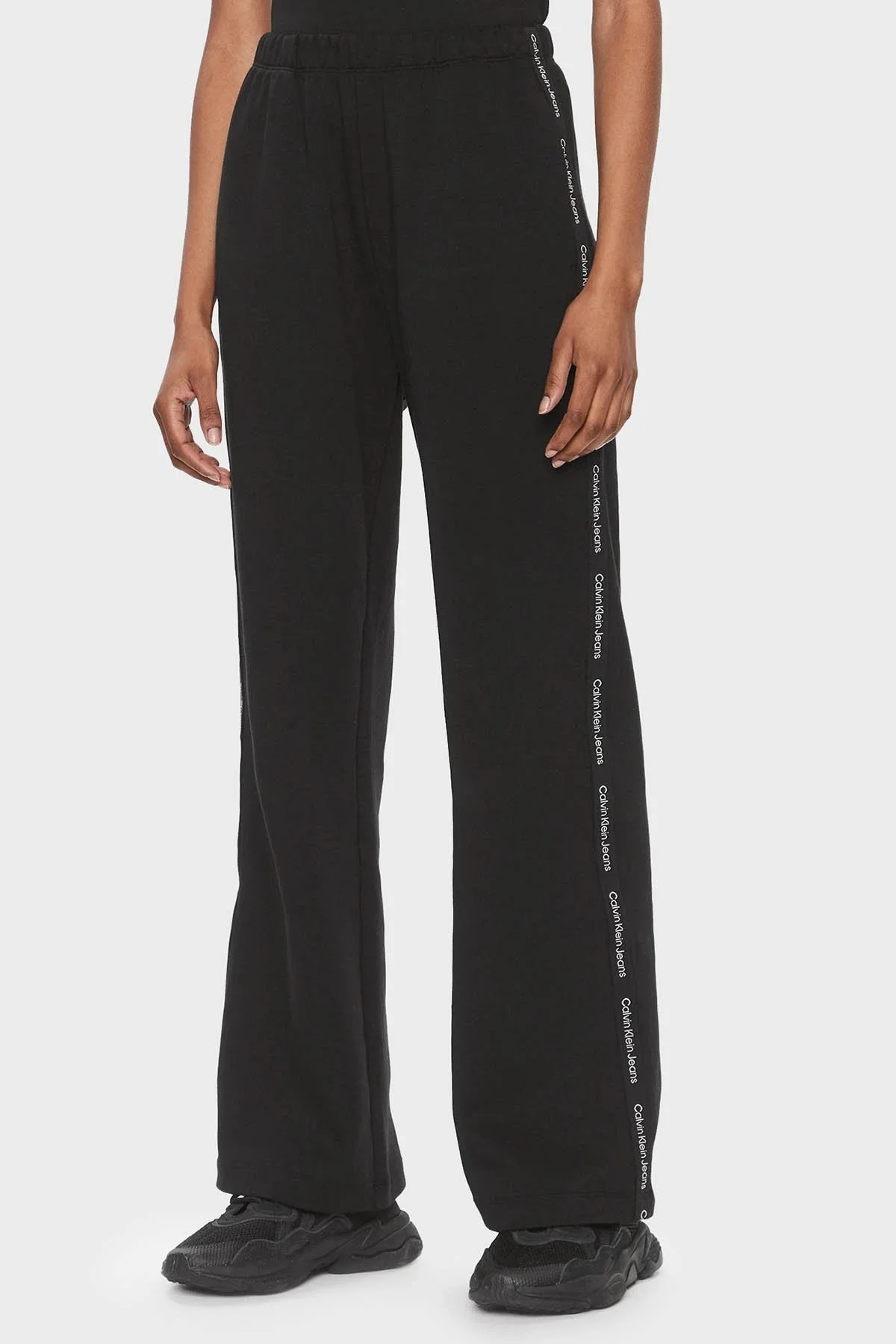 Calvin Klein Pamuklu Relaxed Fit Spor J20J223118BEH Bayan Pantolon J20J223118 BEH SİYAH - 2