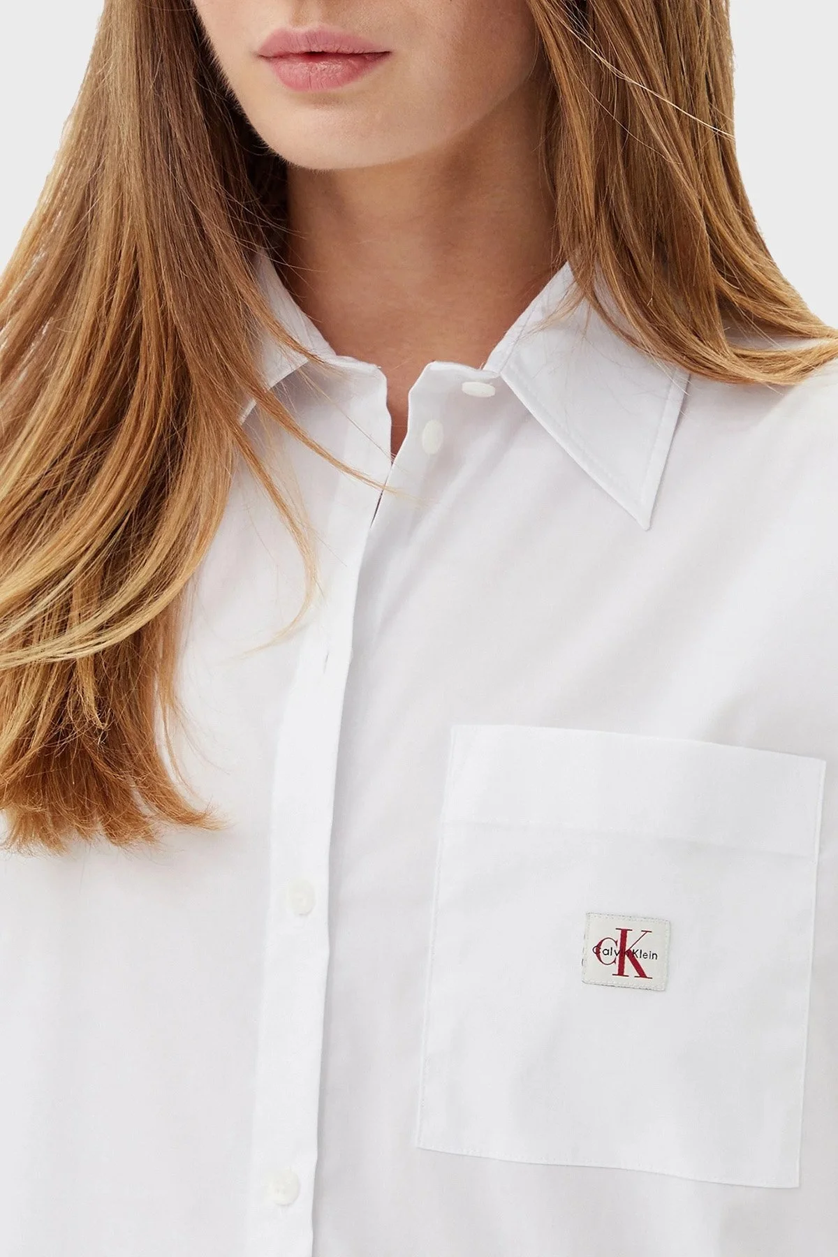 Calvin Klein Pamuklu Relaxed Fit Uzun Kollu Logolu LV047C143GYAA Bayan Gömlek LV047C143G YAA BEYAZ - 4