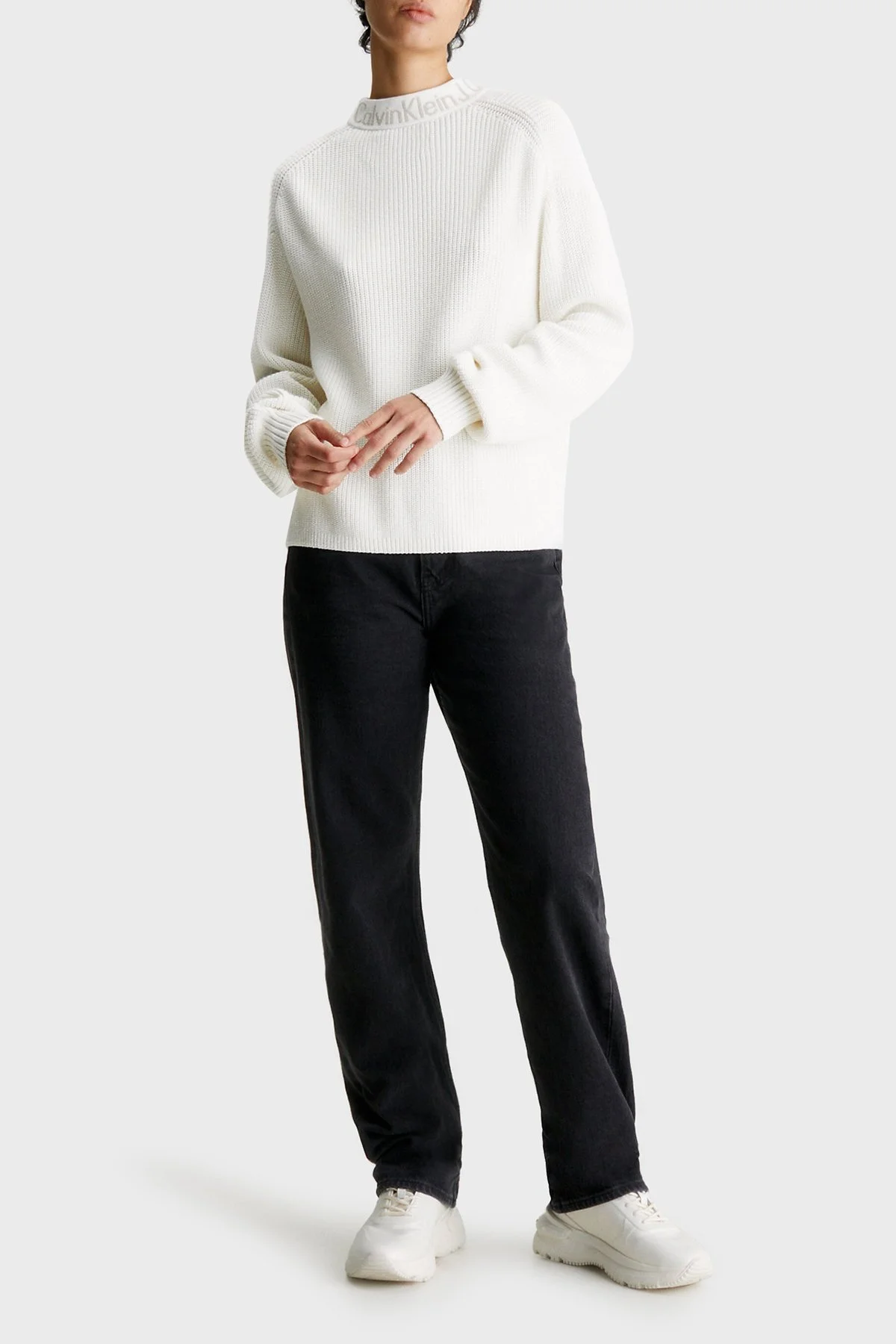 Calvin Klein Pamuklu Relaxed Fit Yarım Balıkçı J20J222255YBI Bayan Kazak J20J222255 YBI BEYAZ - 4