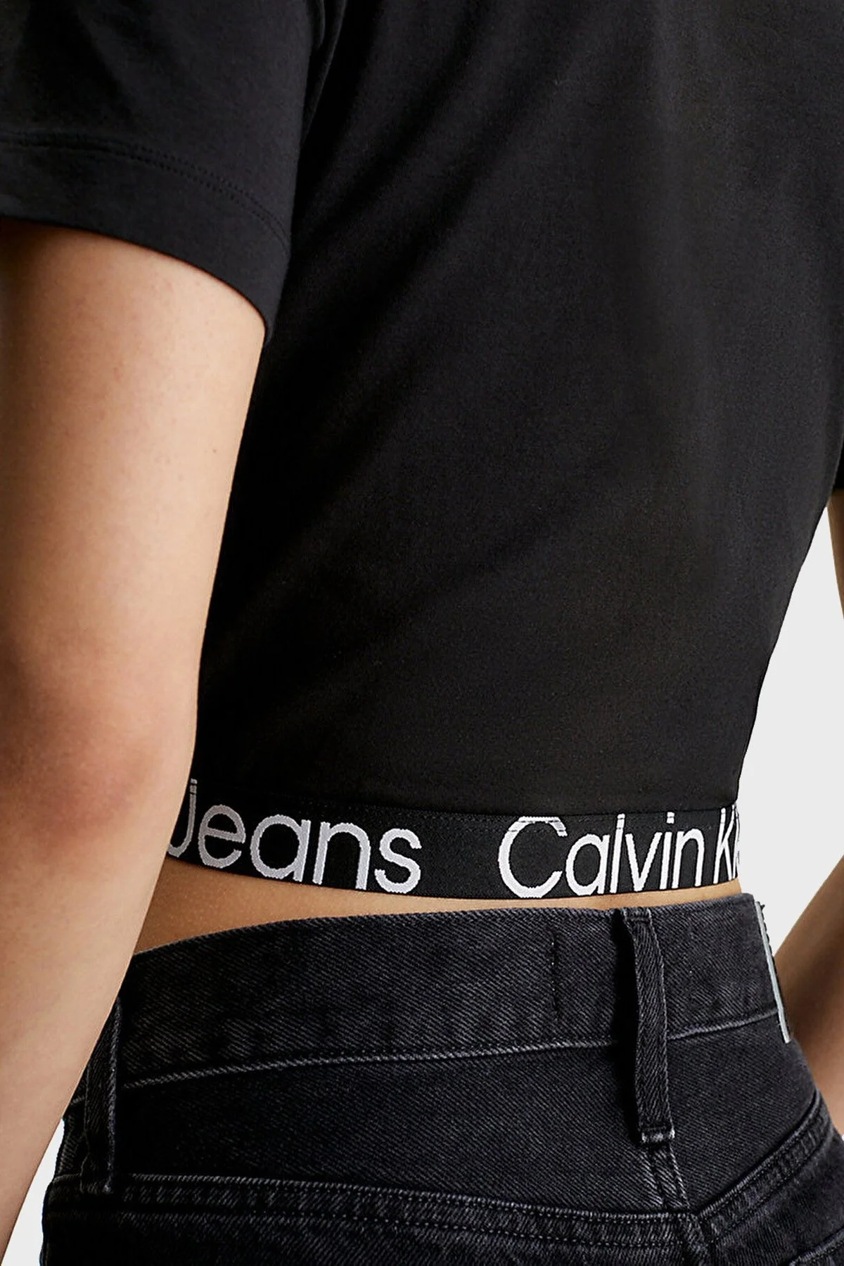 Calvin Klein Pamuklu Slim Fit Bisiklet Yaka Crop J20J222189BEH Bayan T Shirt J20J222189 BEH SİYAH - 4