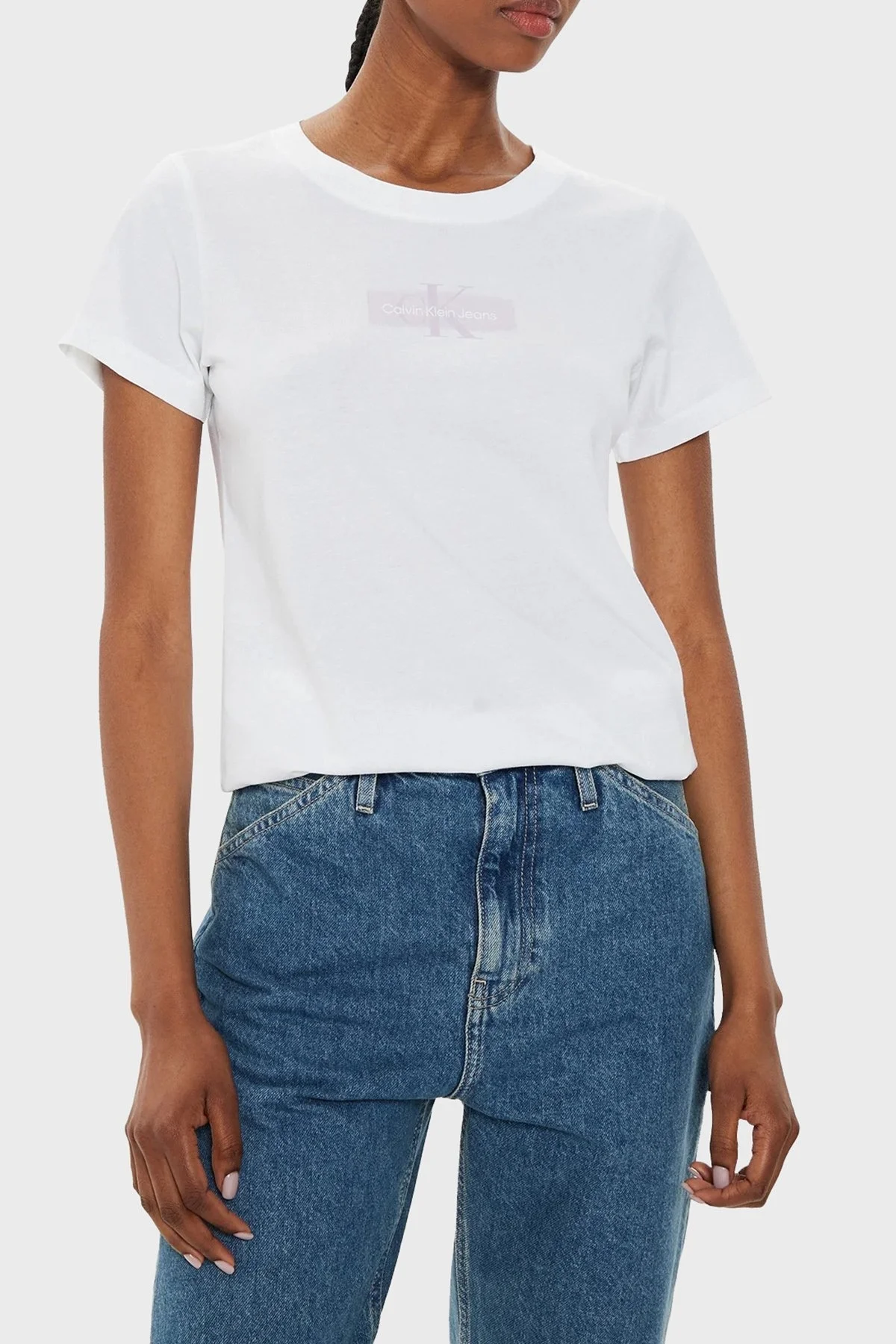 Calvin Klein Pamuklu Slim Fit Bisiklet Yaka J20J223625YAF Bayan T Shirt J20J223625 YAF BEYAZ - 1