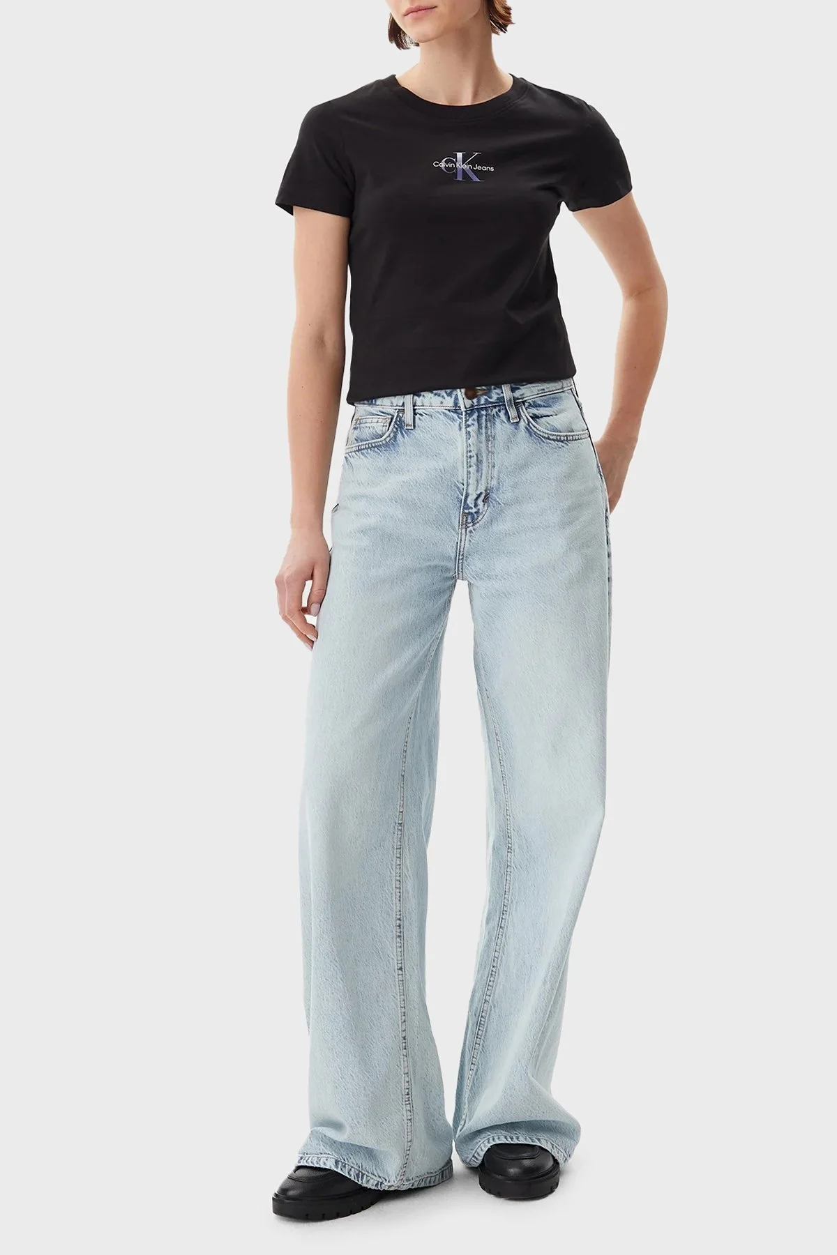 Calvin Klein Pamuklu Slim Fit Bisiklet Yaka Logolu J20J225252BEH Bayan T Shirt J20J225252 BEH SİYAH - 3