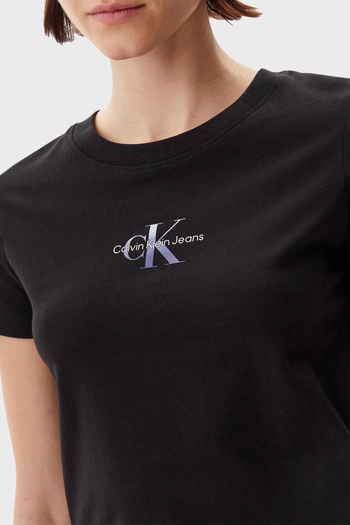 Calvin Klein Pamuklu Slim Fit Bisiklet Yaka Logolu J20J225252BEH Bayan T Shirt J20J225252 BEH SİYAH - 4