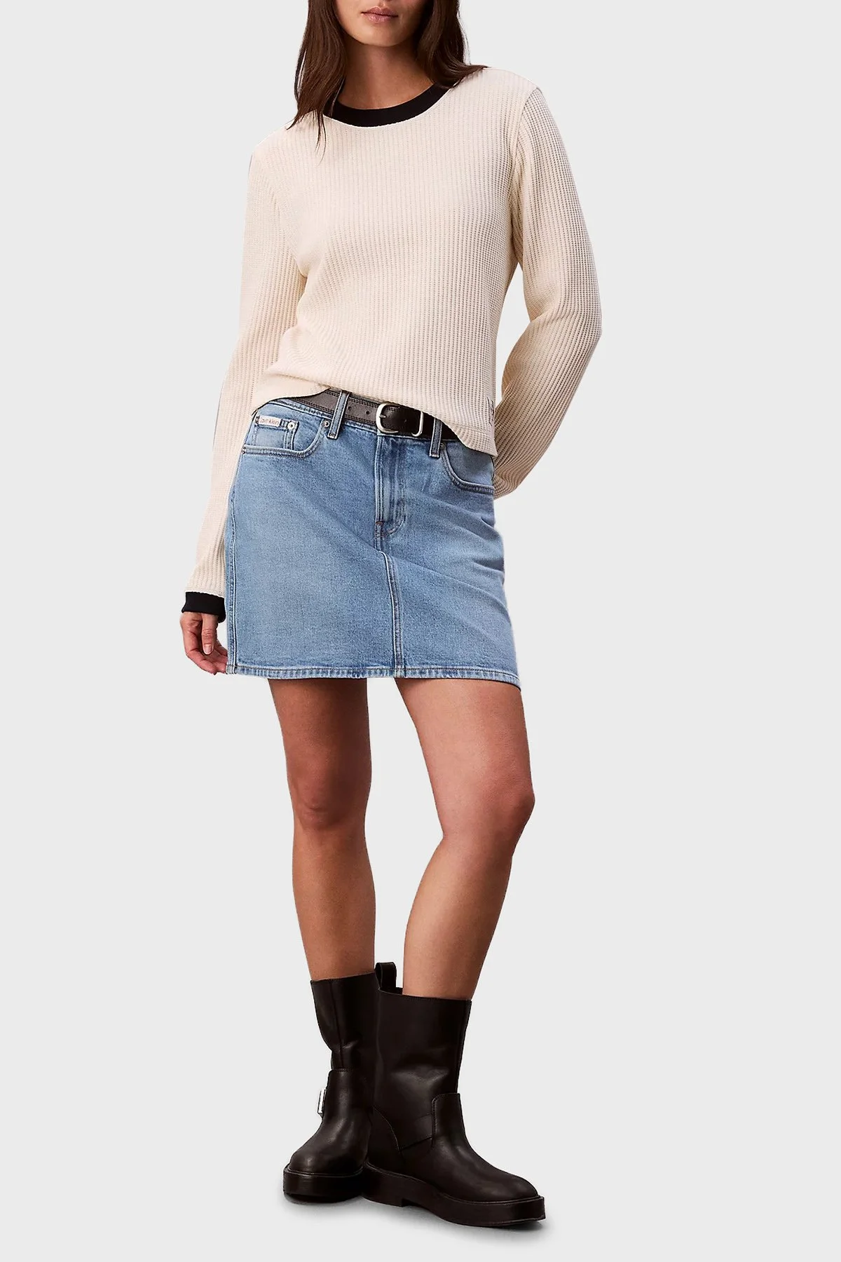 Calvin Klein Pamuklu Slim Fit Bisiklet Yaka LV047D225GYAM Bayan Kazak LV047D225G YAM EKRU - 2