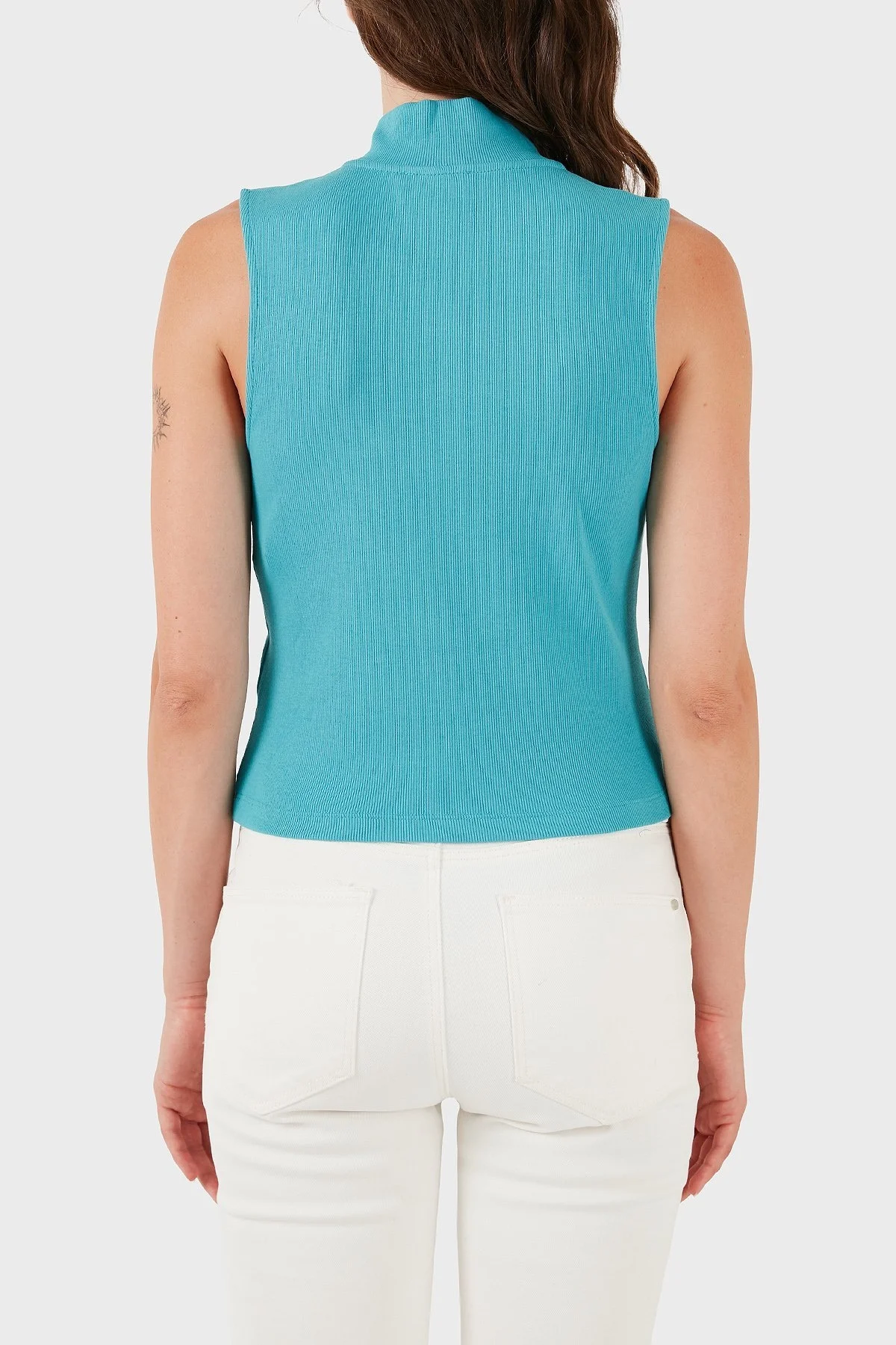 Calvin Klein Pamuklu Slim Fit Fermuarlı Dik Yaka Logolu LV047C909GXEG Bayan Top LV047C909G XEG TURKUAZ - 3